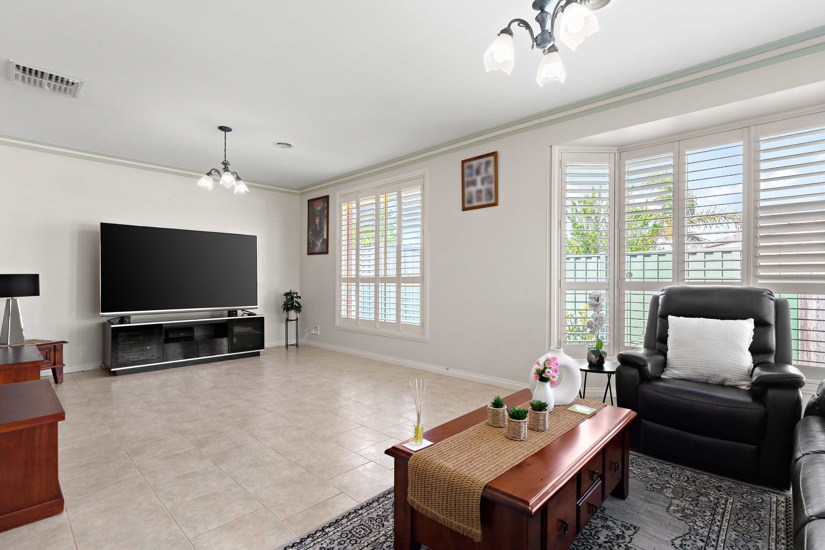 33 Pintail Crescent, Taylors Lakes, VIC 3038, Keilor Lodge - Thumbnail 6