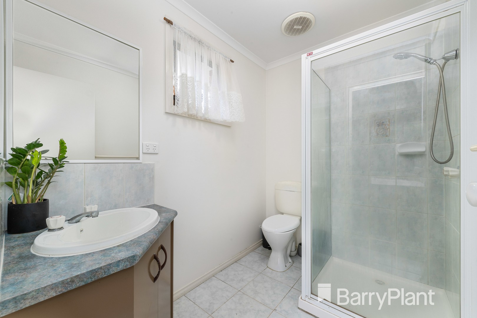 33 Quarrion Court, Hoppers Crossing, VIC 3029, Hoppers Crossing - Thumbnail 4
