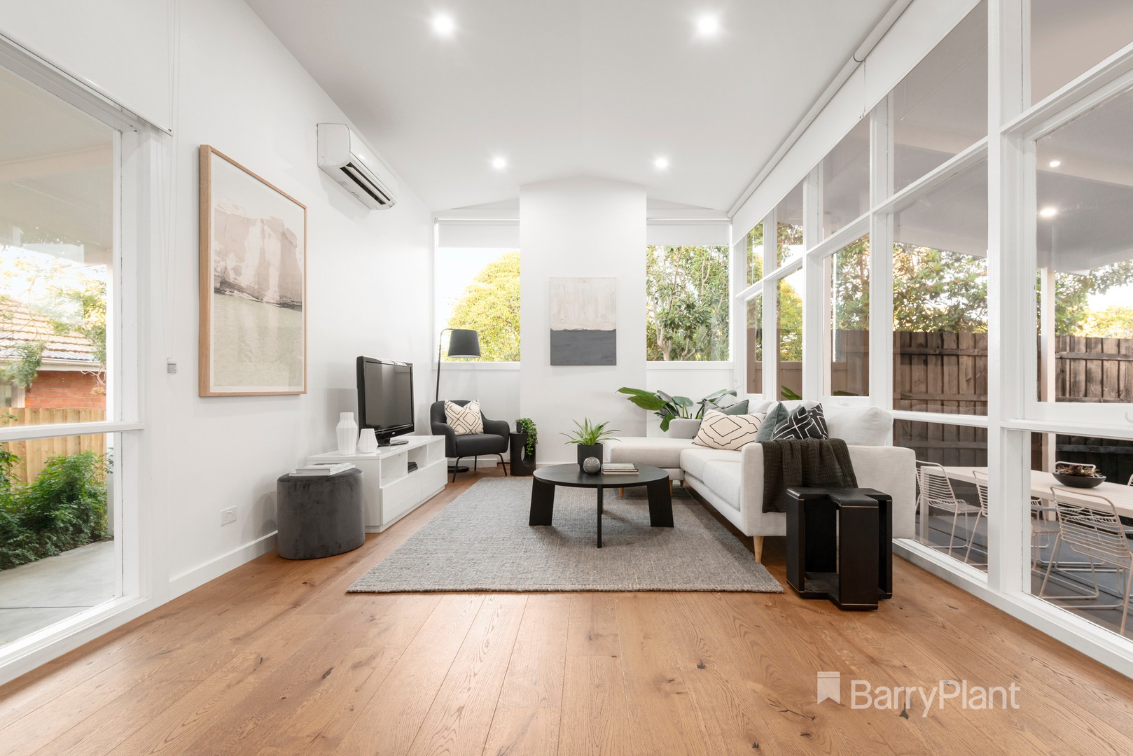 33 Queen Street, Frankston, VIC 3199, Frankston - Thumbnail 2