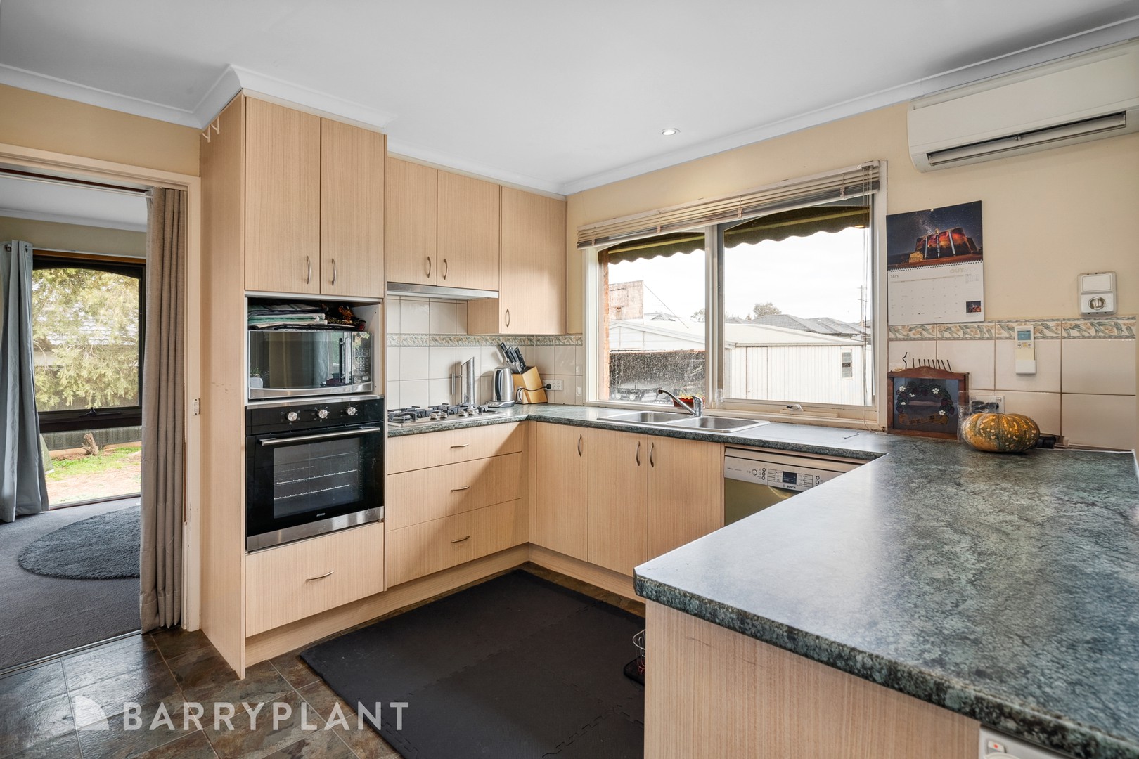 33 Raglan Street, Wallan, VIC 3756, Wallan - Thumbnail 5