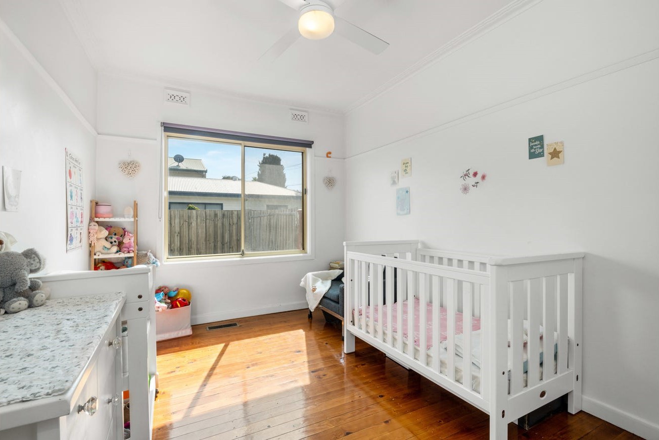 33 Seabeach Parade, North Shore, VIC 3214, North Shore - Thumbnail 7