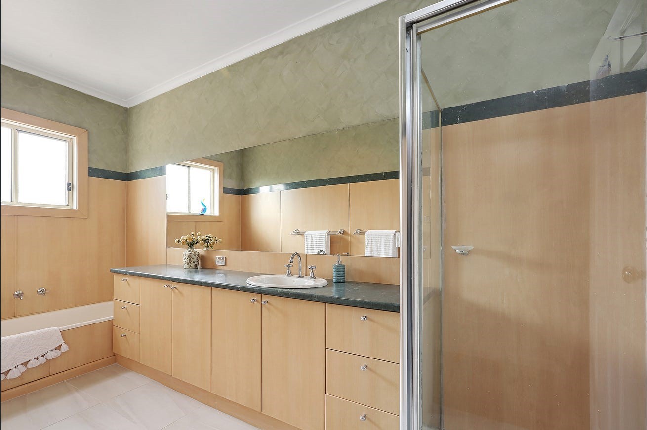 33 Seabeach Parade, North Shore, VIC 3214, North Shore - Thumbnail 8
