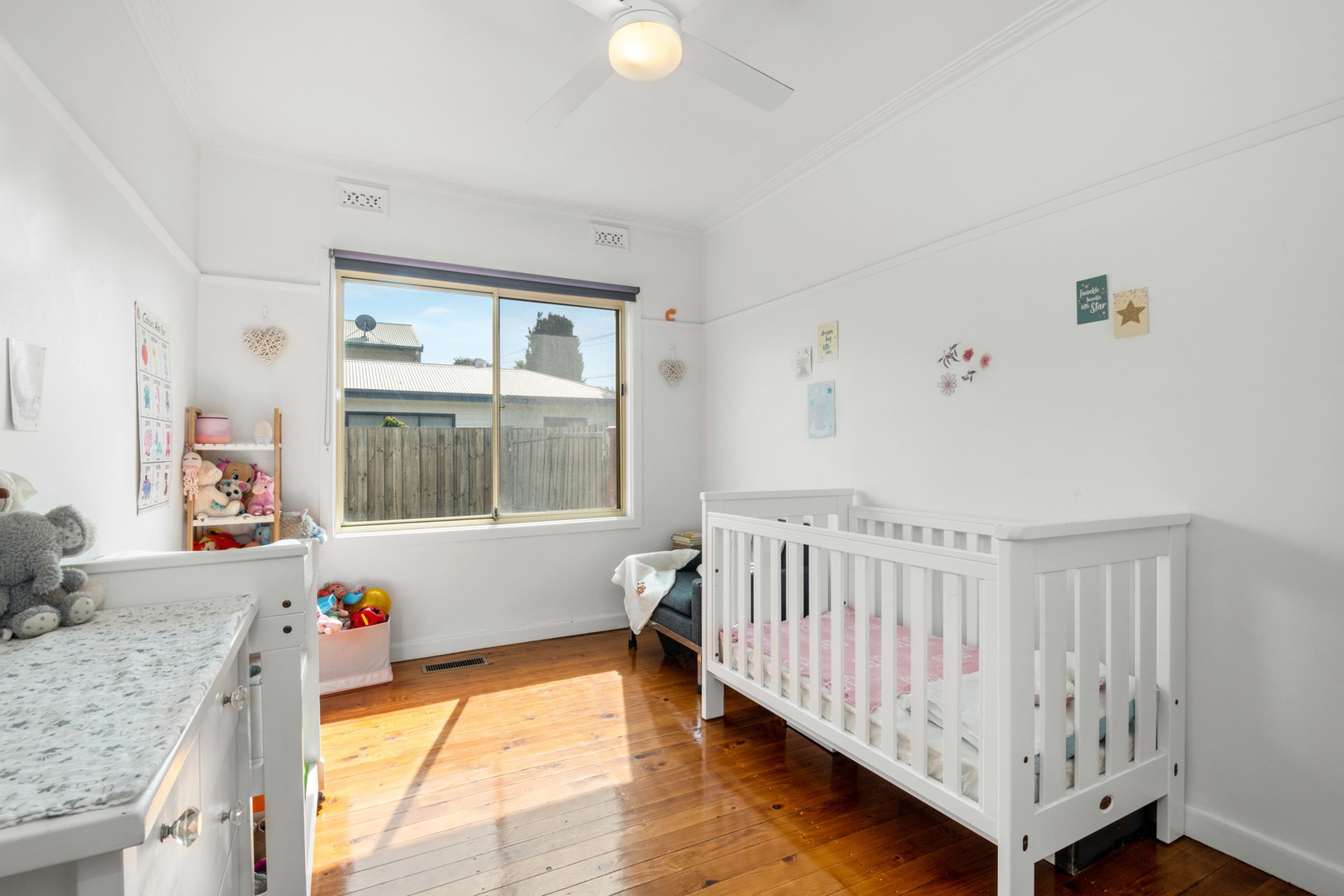 33 Seabeach Parade, North Shore, VIC 3214, North Shore - Thumbnail 7
