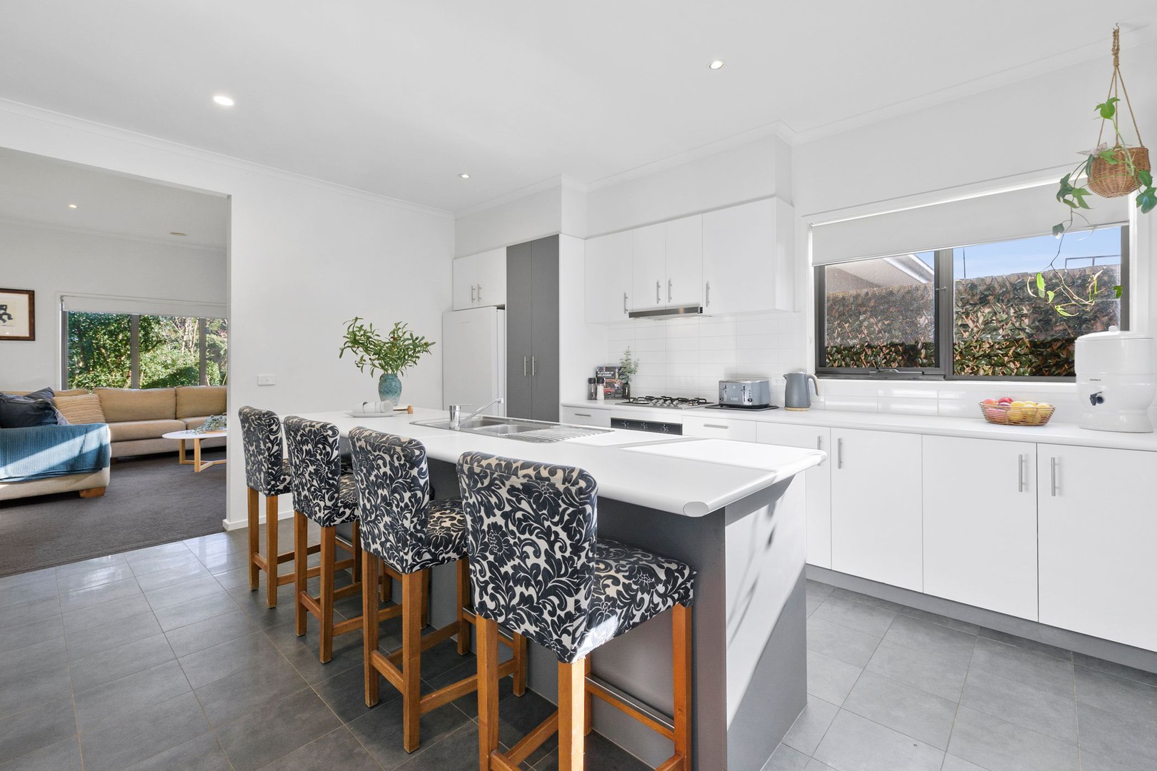 33 Seacrest Place, Mount Martha, VIC 3934 - Thumbnail 1 - 18/07/2023