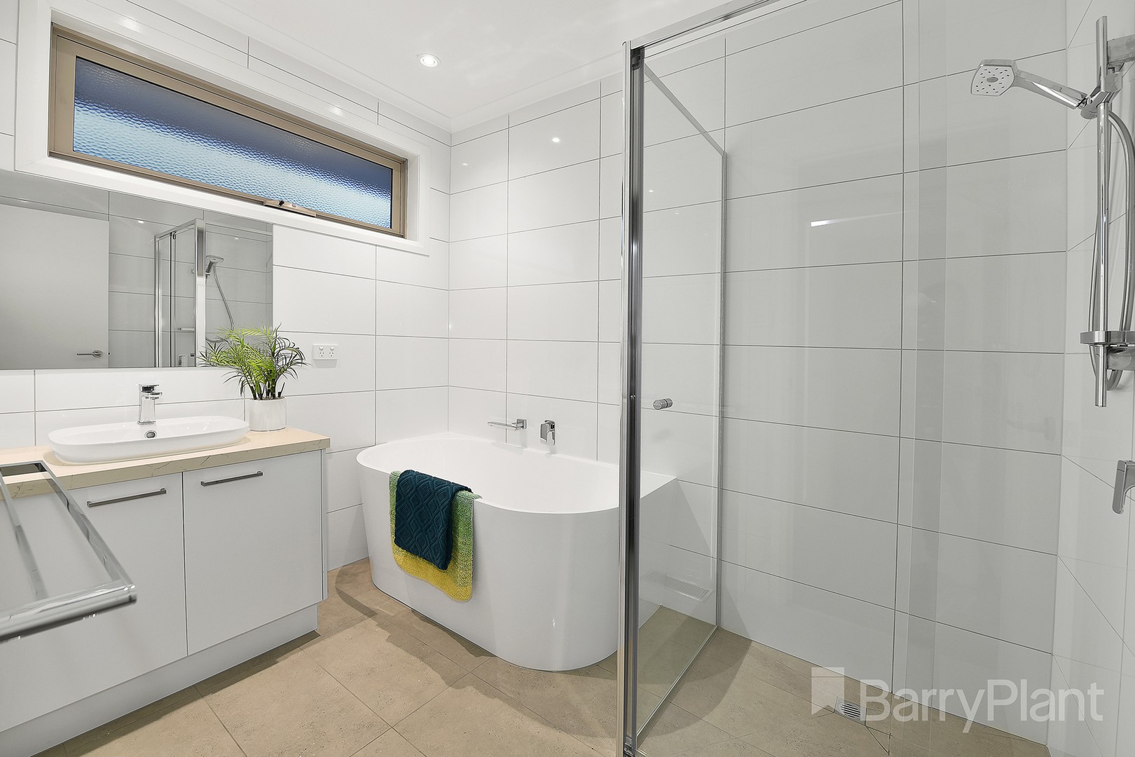 33 Sheringham Drive, Wheelers Hill, VIC 3150, Wheelers Hill - Thumbnail 7