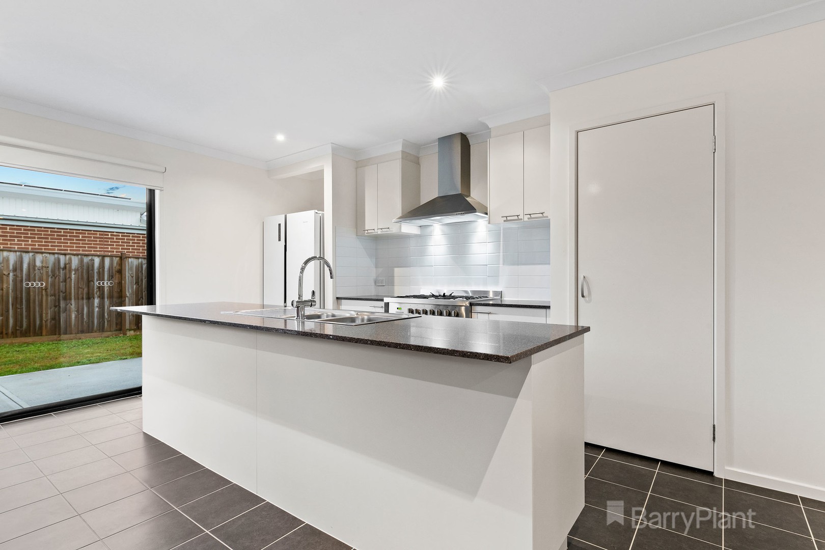 33 Silkwood Drive, Warragul, VIC 3820, Warragul - Thumbnail 4