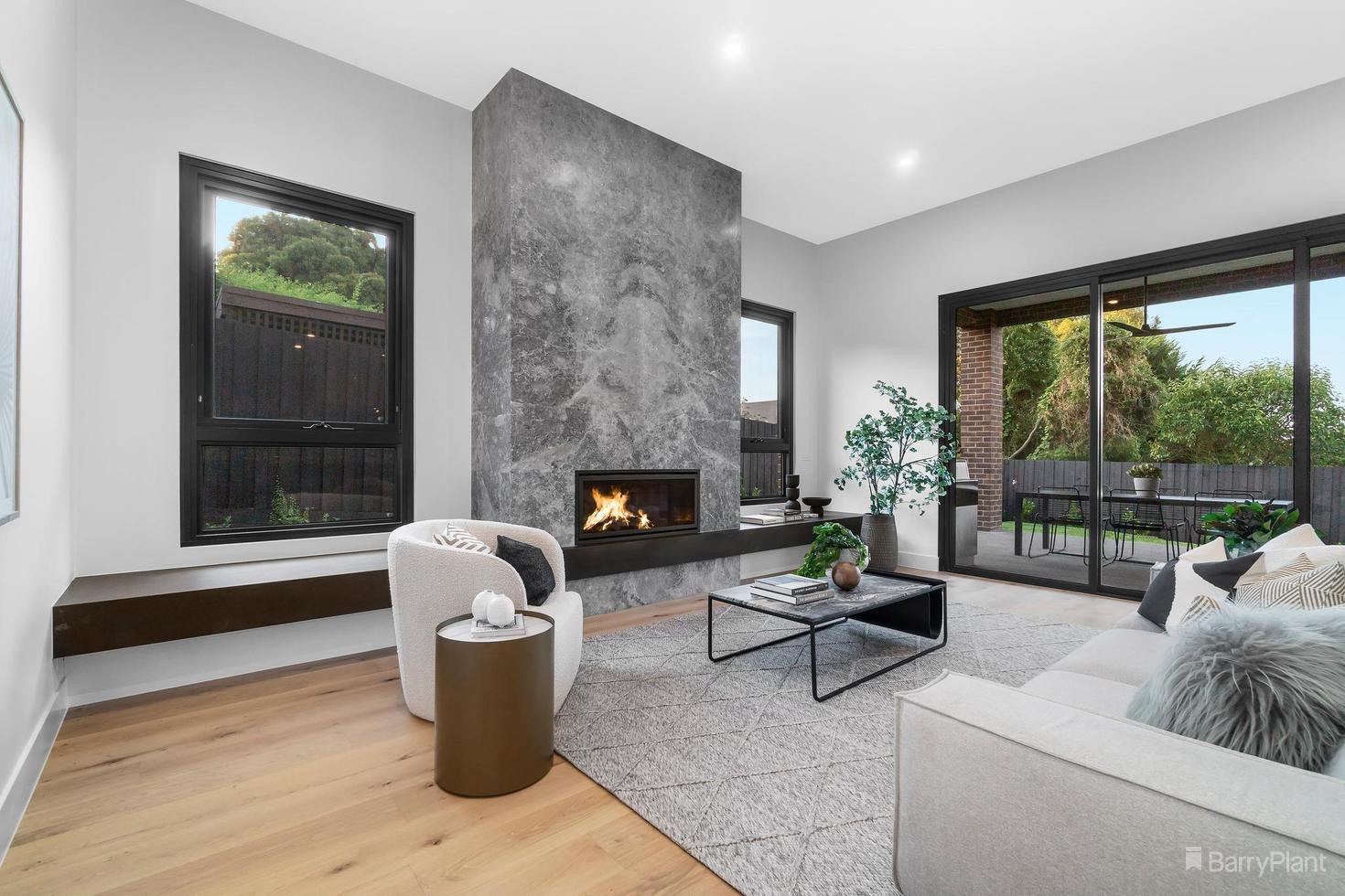 33 Sinclair Avenue, Templestowe Lower, VIC 3107, Templestowe Lower - Thumbnail 2