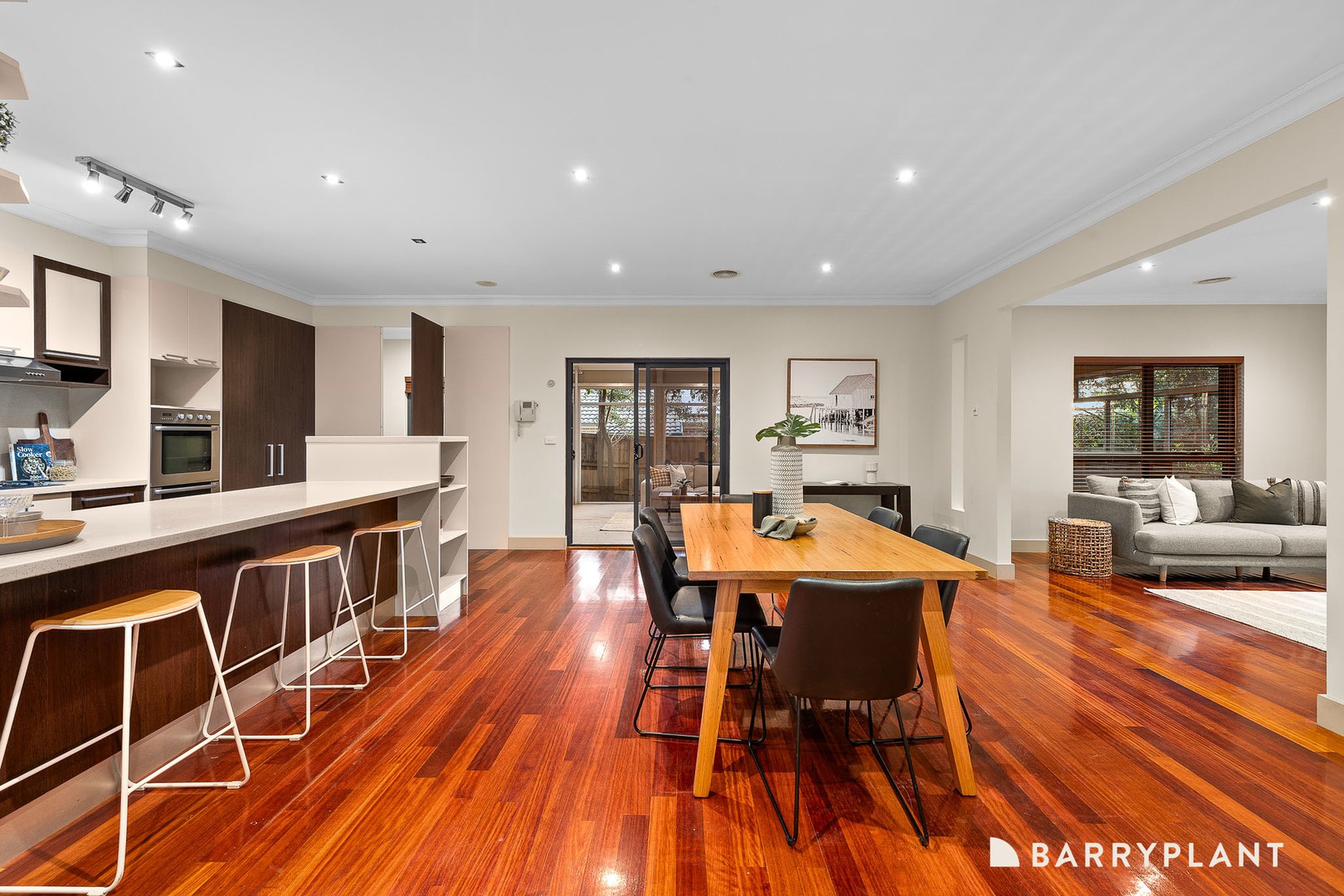 33 Soldiers Road, Berwick, VIC 3806, Berwick - Thumbnail 5