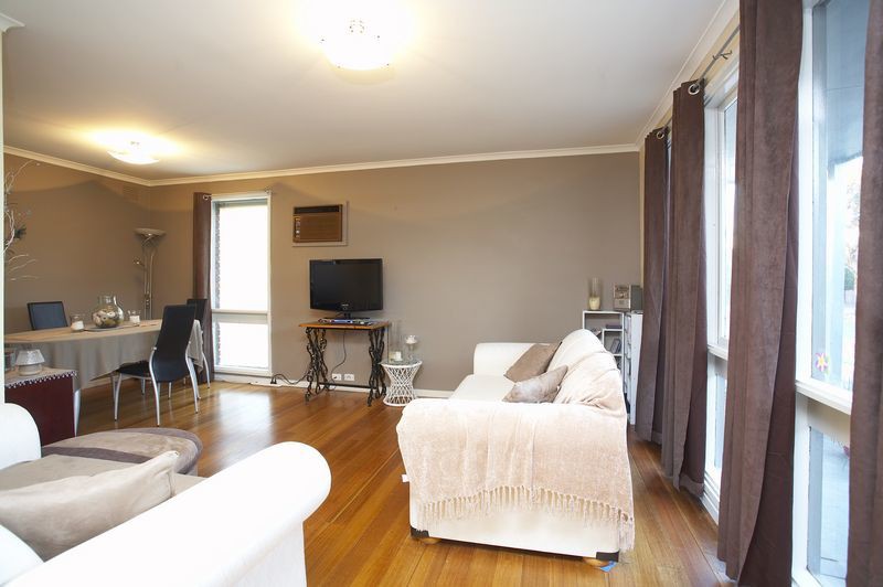 33 Strezlecki Grove, Altona Meadows, VIC 3028, Altona Meadows - Thumbnail 3