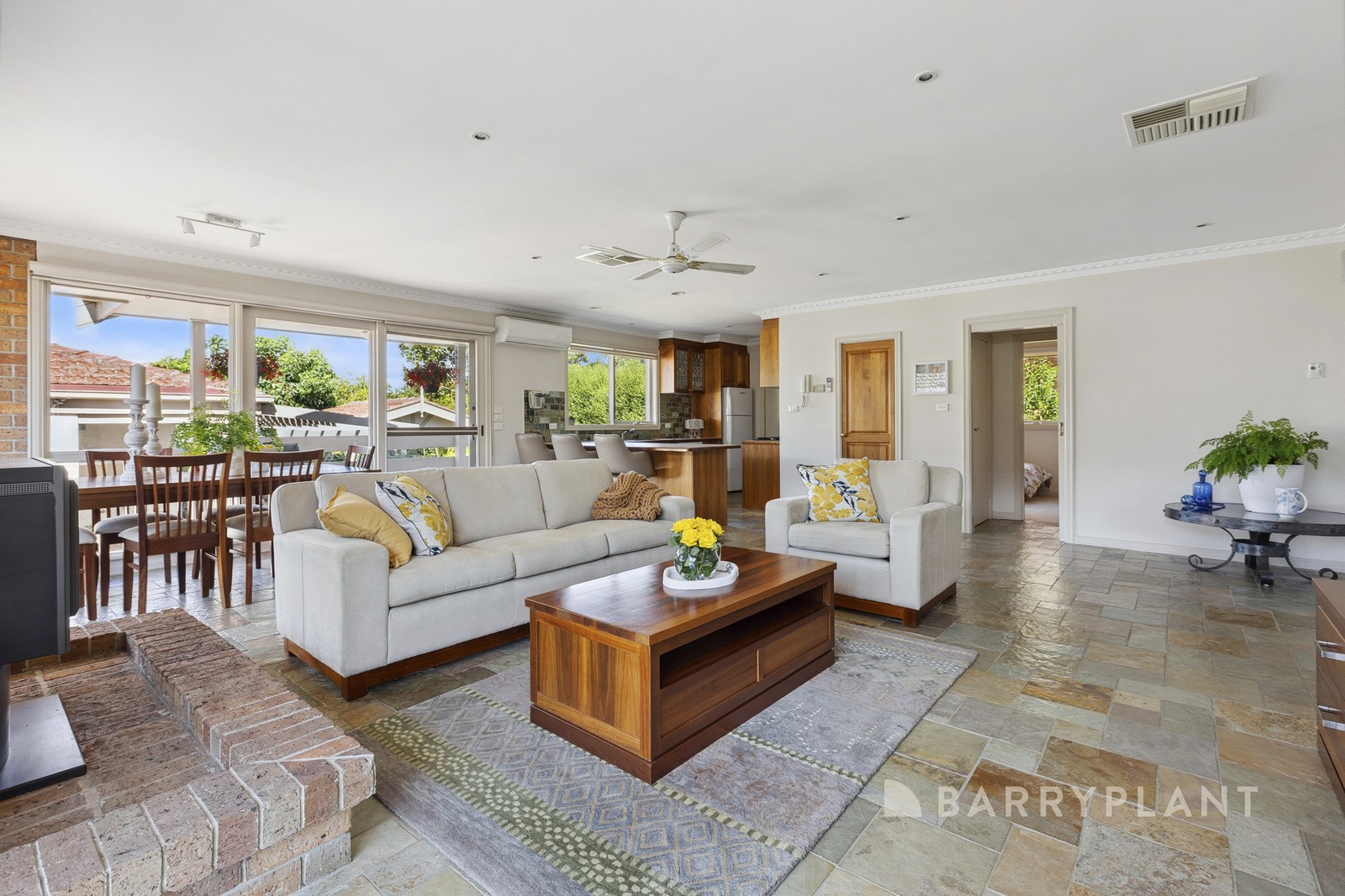 33 Summit Crescent, Glen Waverley, VIC 3150, Glen Waverley - Thumbnail 6