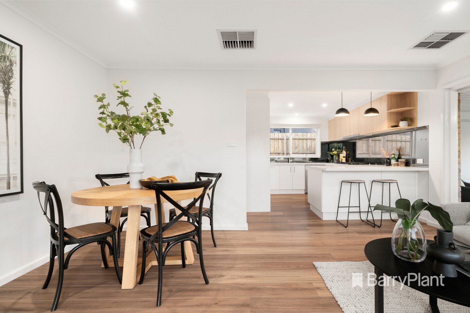 33 Swinburne Avenue, Mooroolbark, VIC 3138, Mooroolbark - Thumbnail 4