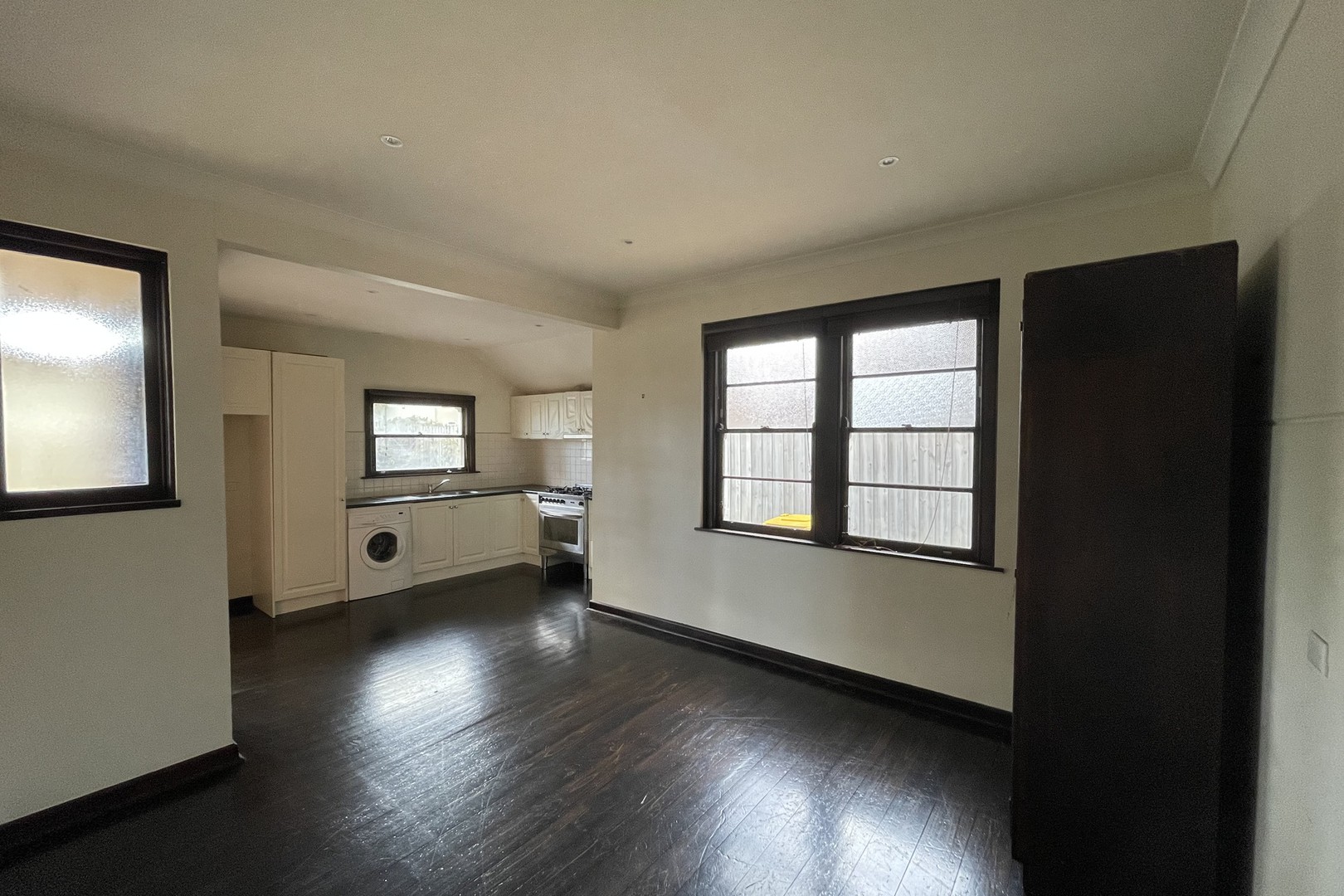 33 Taylor Avenue, Reservoir, VIC 3073, Reservoir - Thumbnail 6
