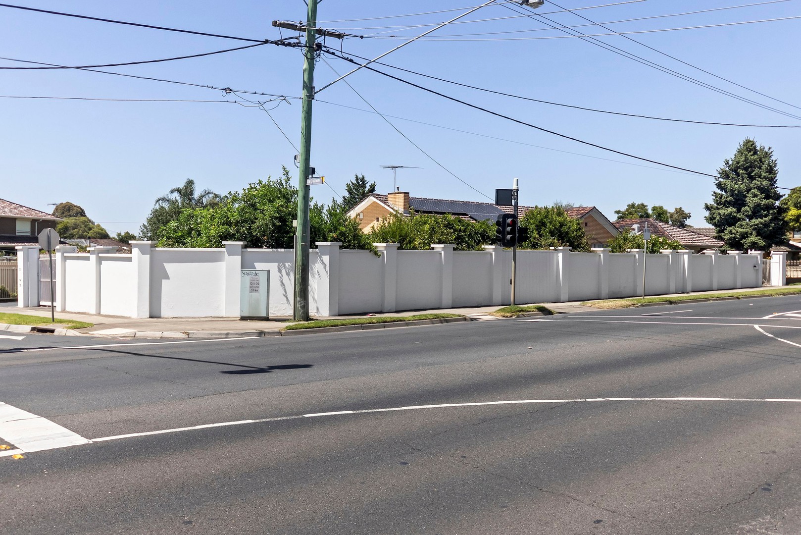 33 The Crossway, Keilor East, VIC 3033, Keilor East - Thumbnail 2