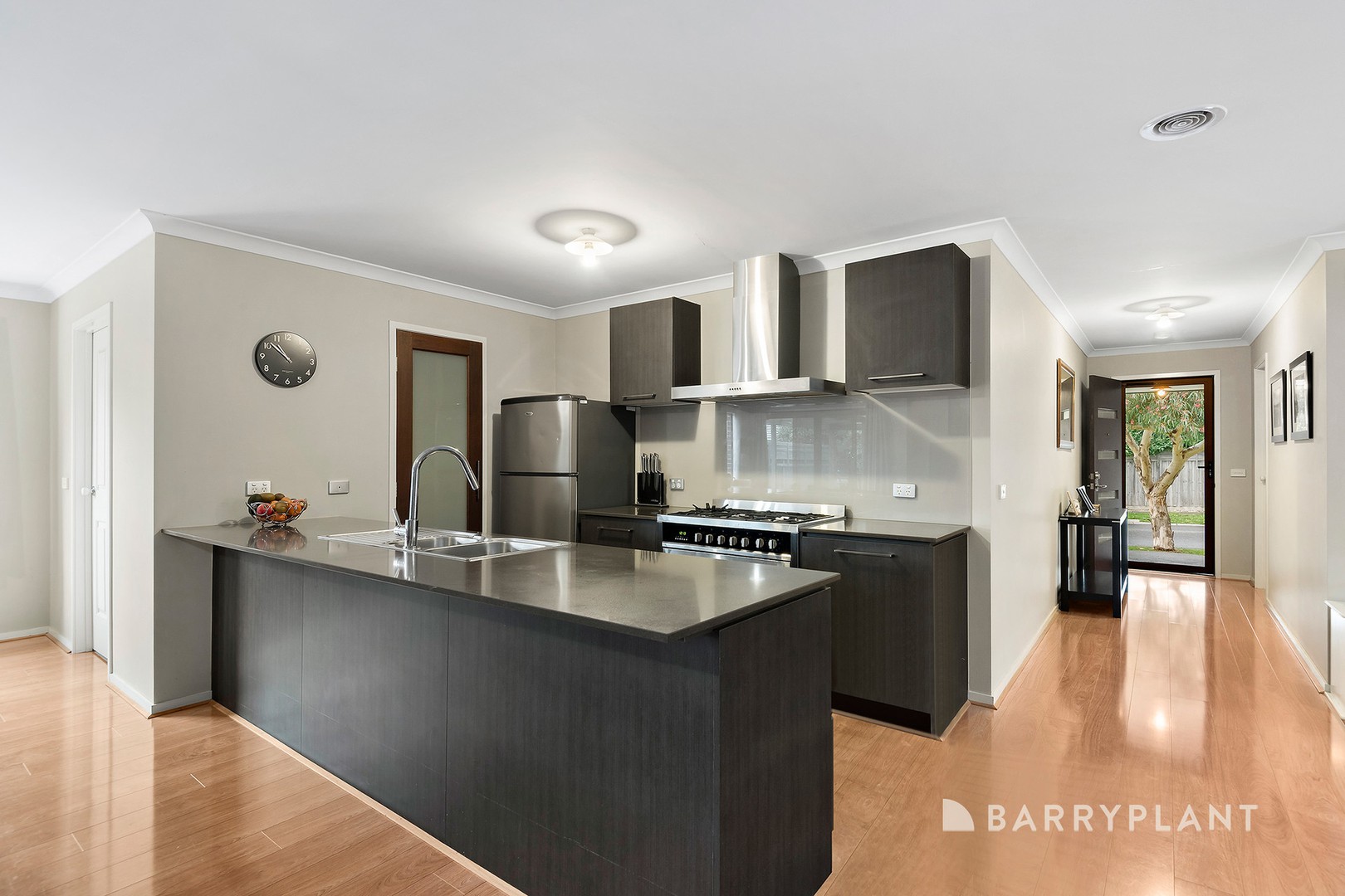 33 Tilden Rise, Cranbourne North, VIC 3977, Cranbourne North - Thumbnail 4