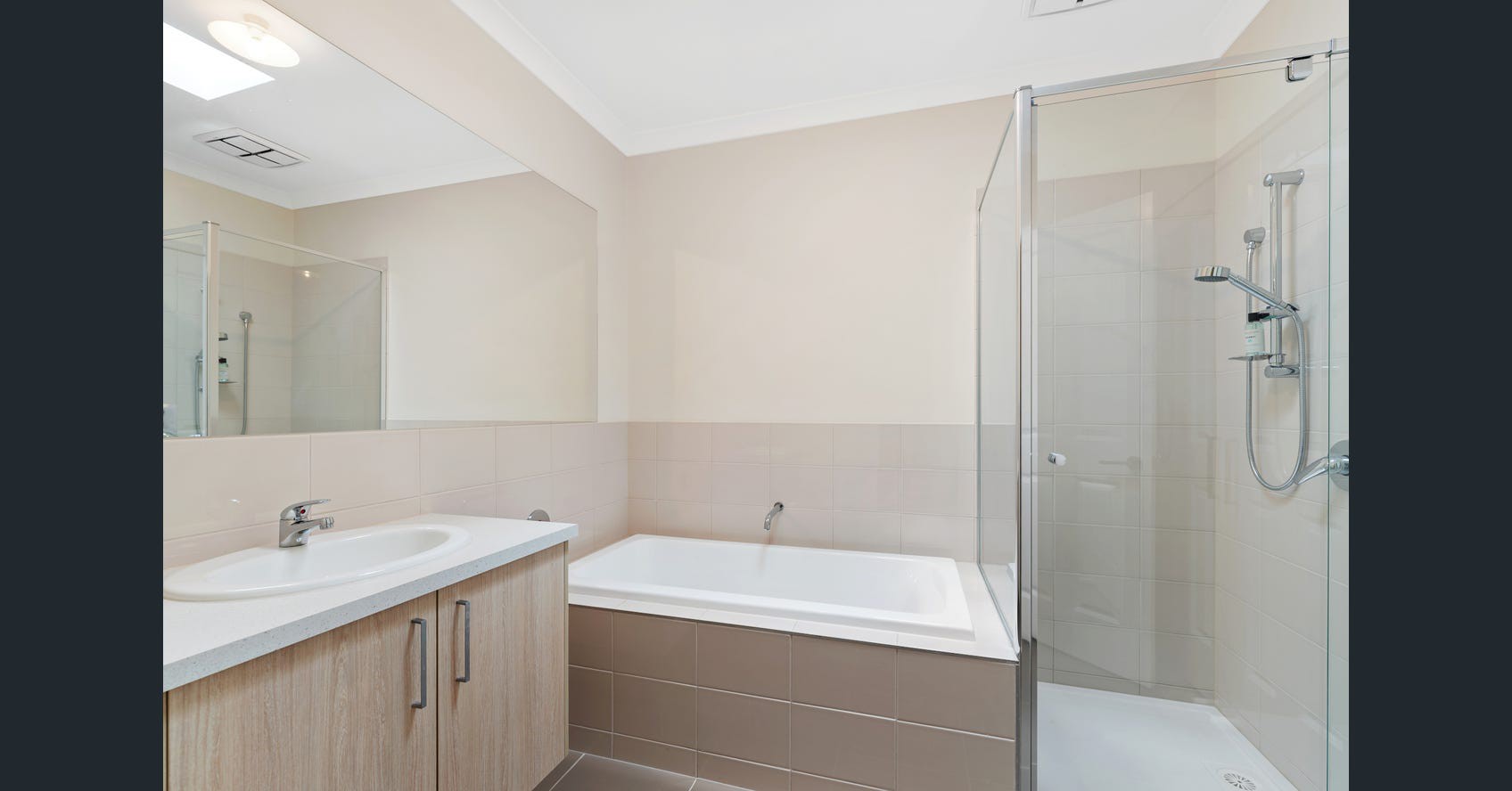 33 Topcliffe  RoadWollert, VIC 3750  - Leased, Wollert - Thumbnail 5