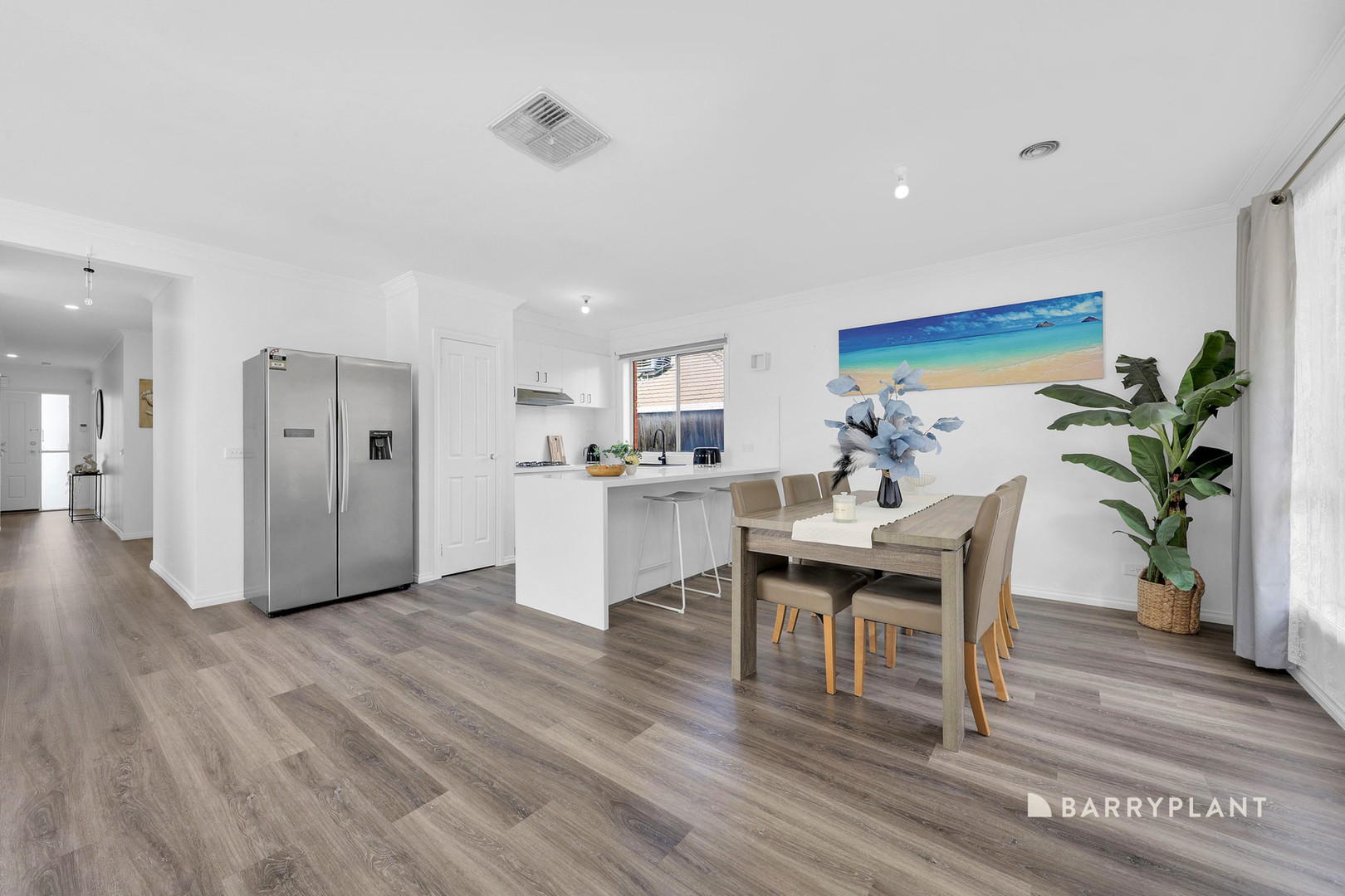 33 Trinity Way, South Morang, VIC 3752, South Morang - Thumbnail 3