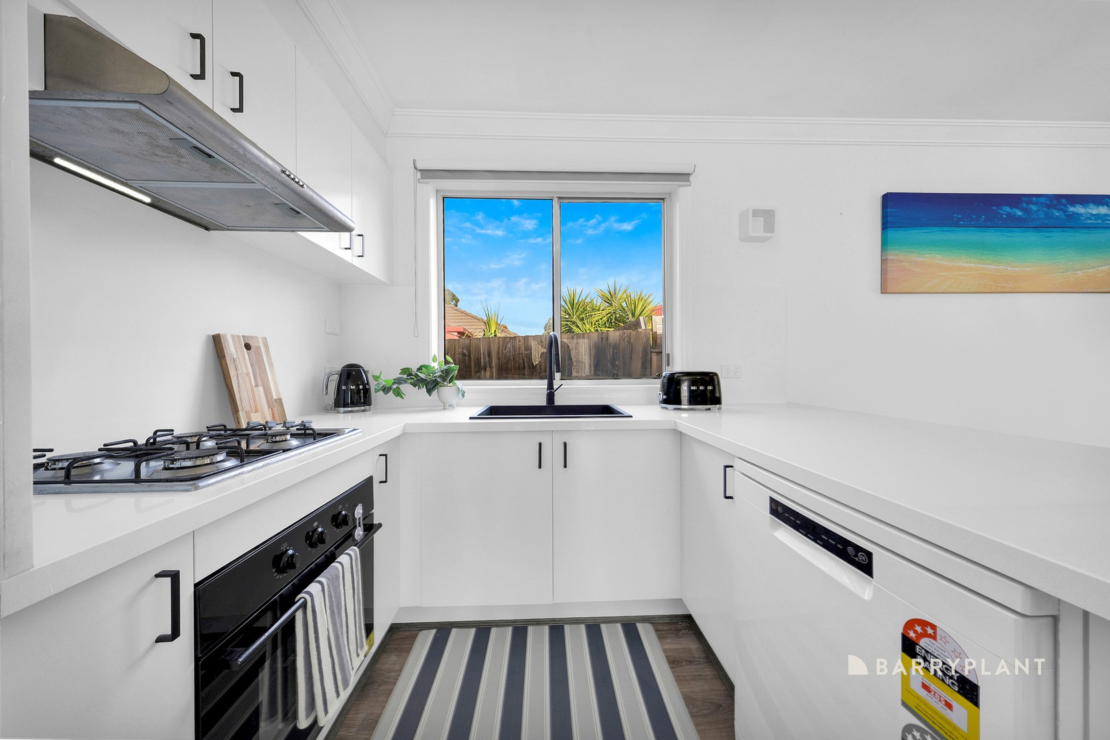 33 Trinity Way, South Morang, VIC 3752, South Morang - Thumbnail 4