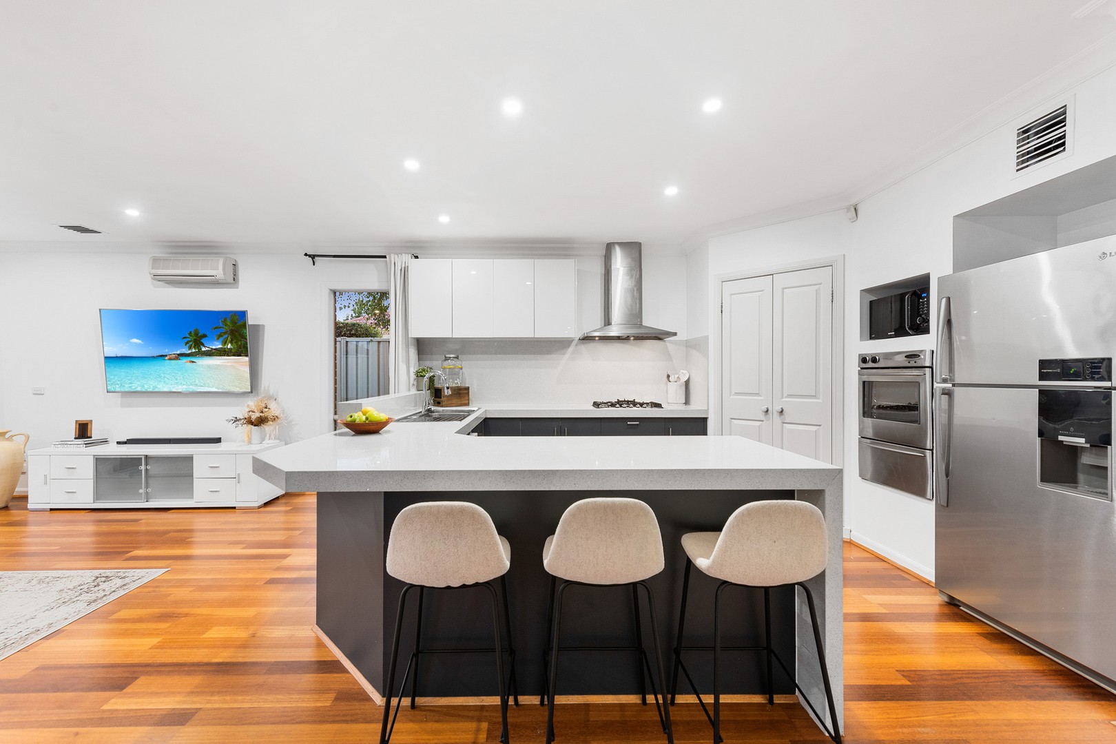 33 Victoria Way, Caroline Springs, VIC 3023, Caroline Springs - Thumbnail 8