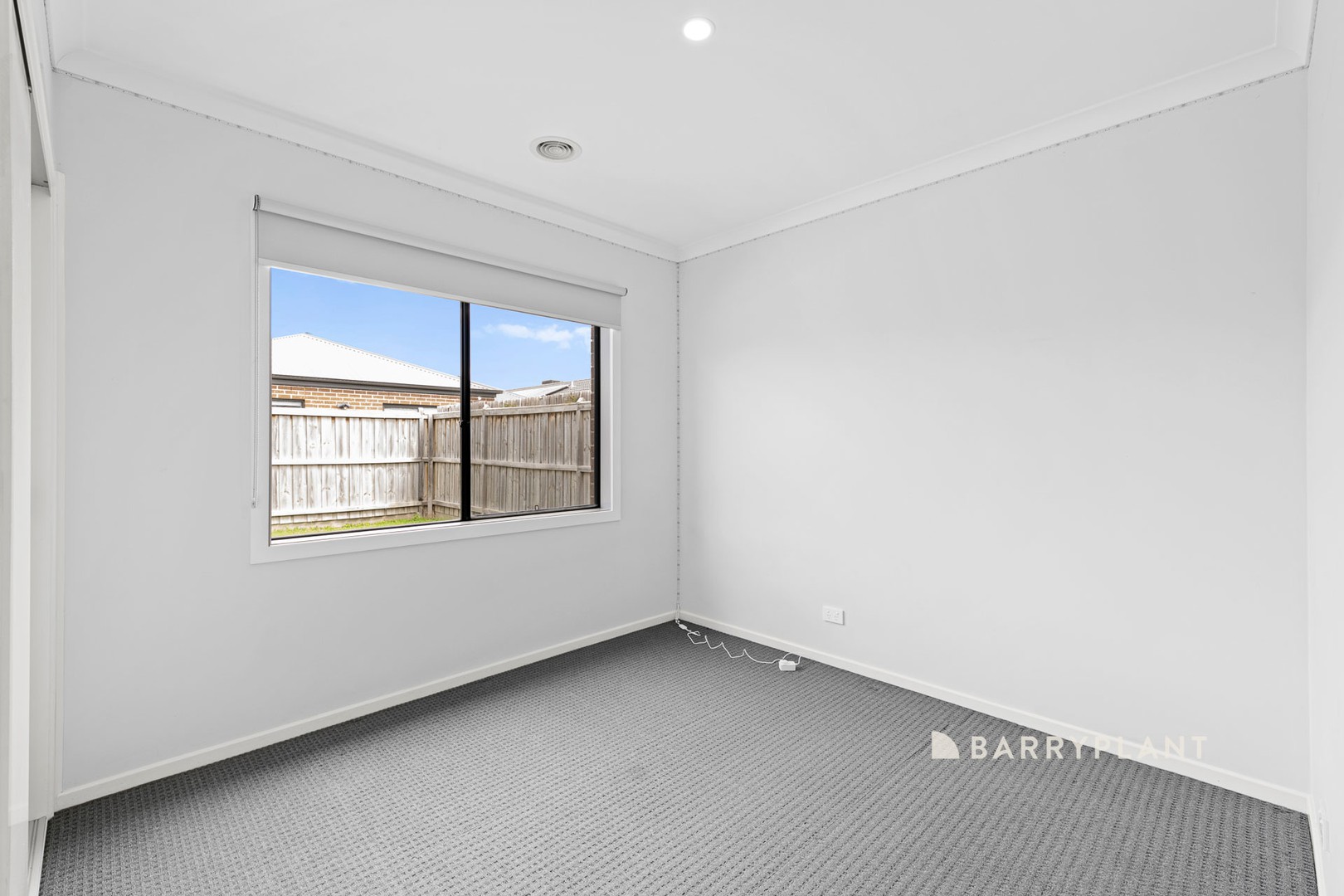 33 Walhallow Drive, Clyde North, VIC 3978, Clyde North - Thumbnail 8