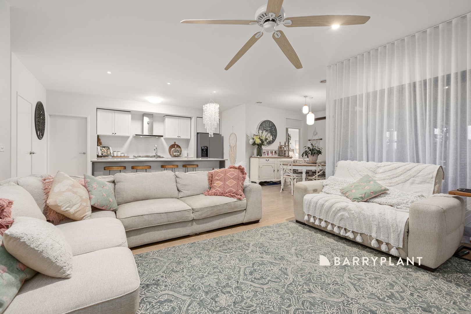 33 Wallace Crescent, Drouin, VIC 3818, Drouin - Thumbnail 5
