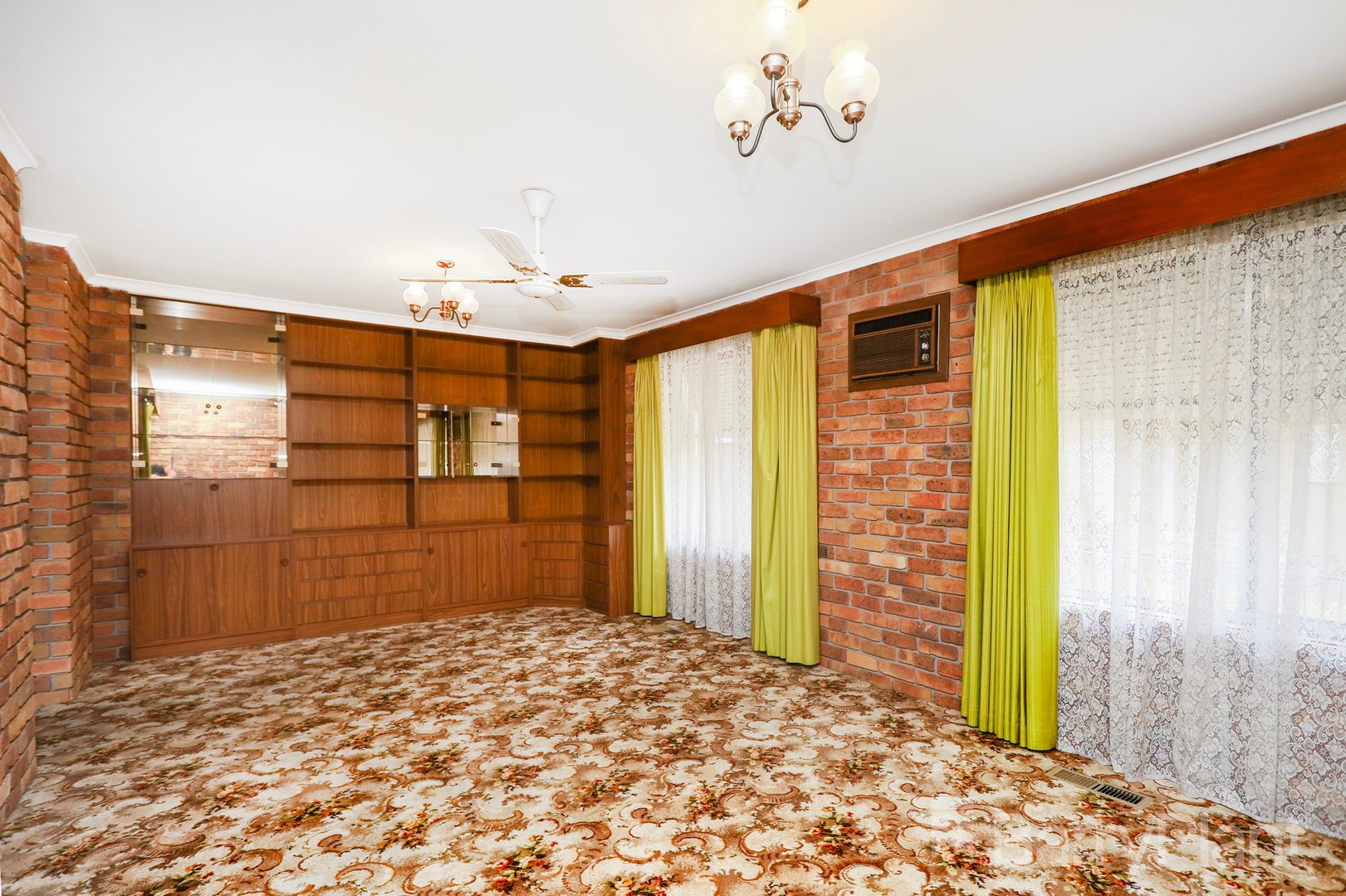 33 Warmington Road, Sunshine West, VIC 3020, Sunshine West - Thumbnail 4