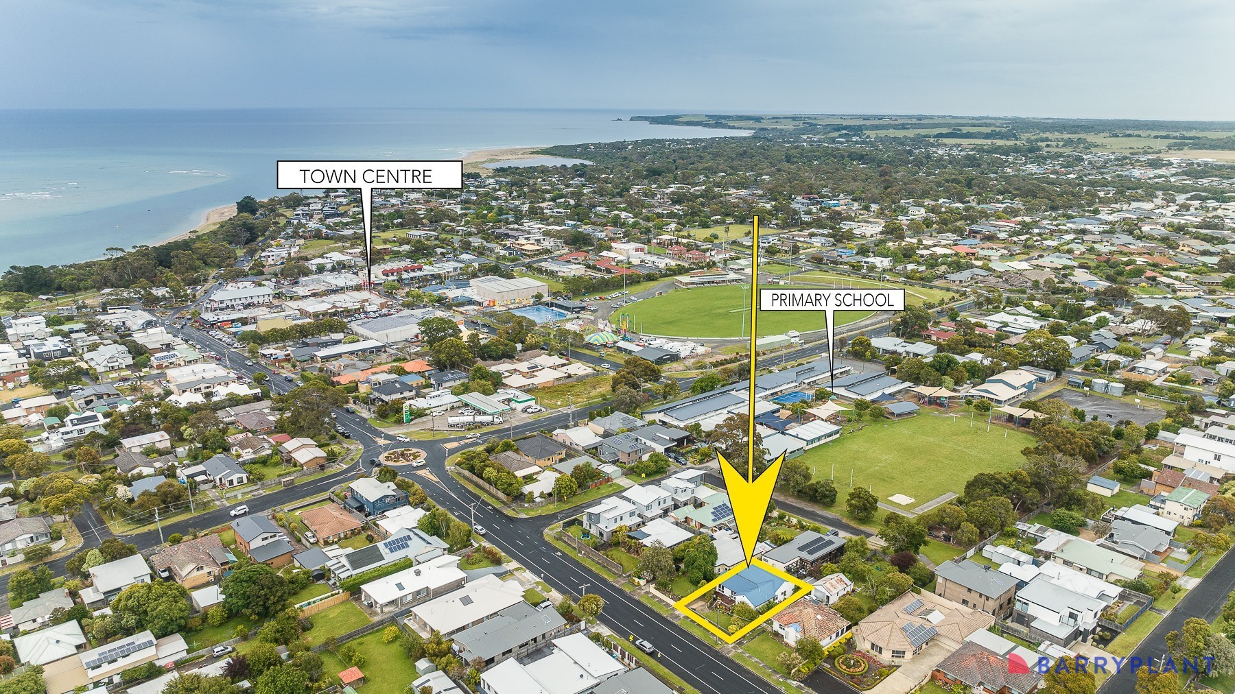 33 Williams Street, Inverloch, VIC 3996 - Thumbnail 2 - 27/04/2026