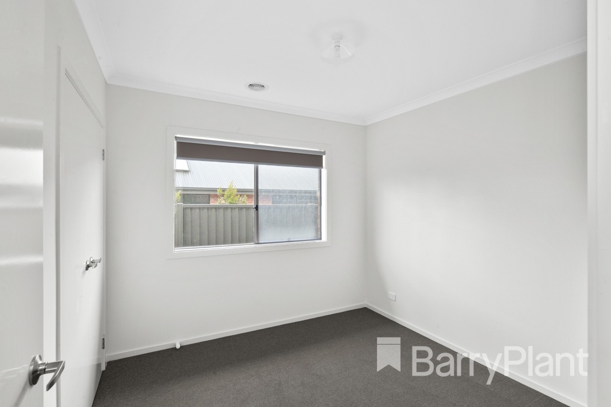 33 Wilmott Street, Lucas, VIC 3350, Lucas - Thumbnail 8