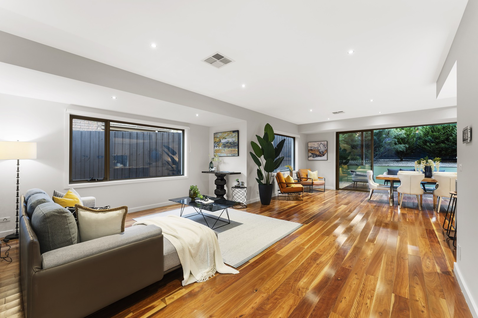 332 Blackburn Road, Doncaster East, VIC 3109, Doncaster East - Thumbnail 2