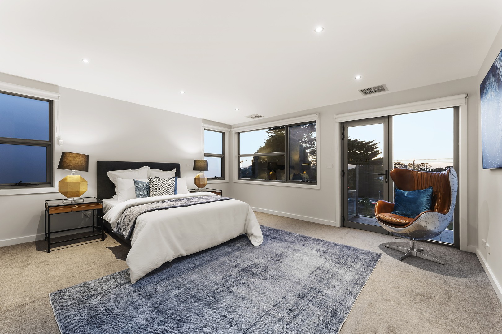 332 Blackburn Road, Doncaster East, VIC 3109, Doncaster East - Thumbnail 3