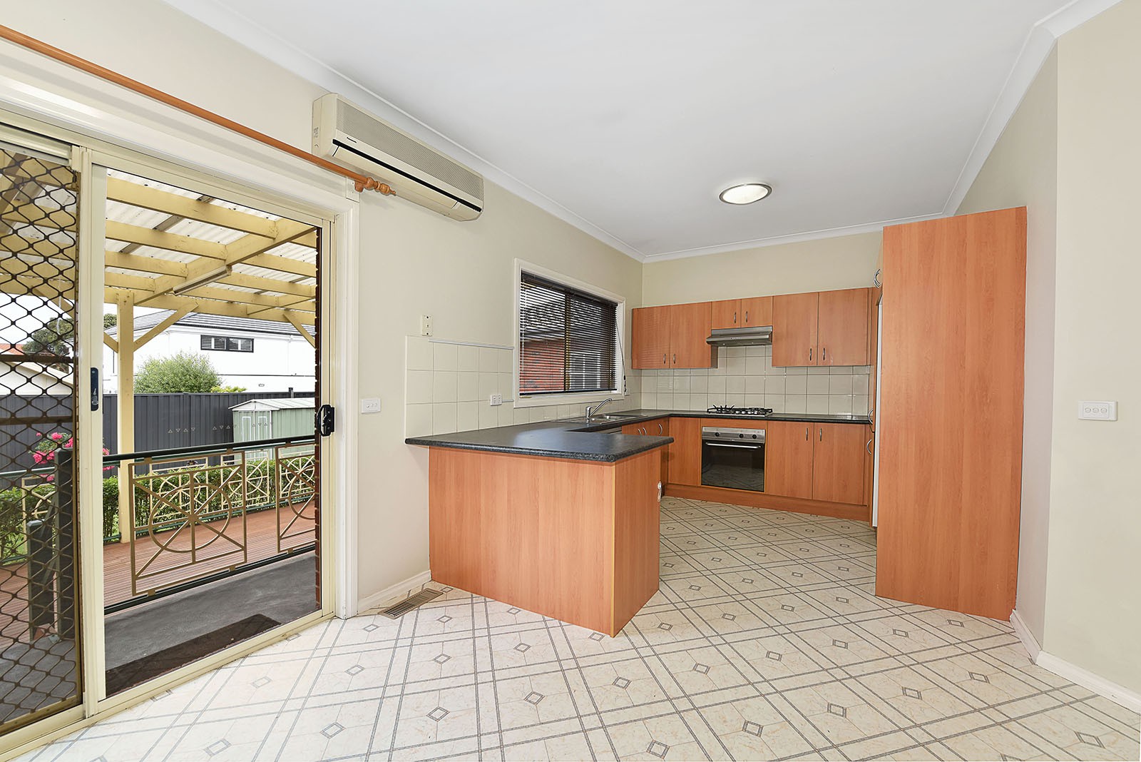 33A Balmoral Avenue, Strathmore, VIC 3041, Strathmore - Thumbnail 2