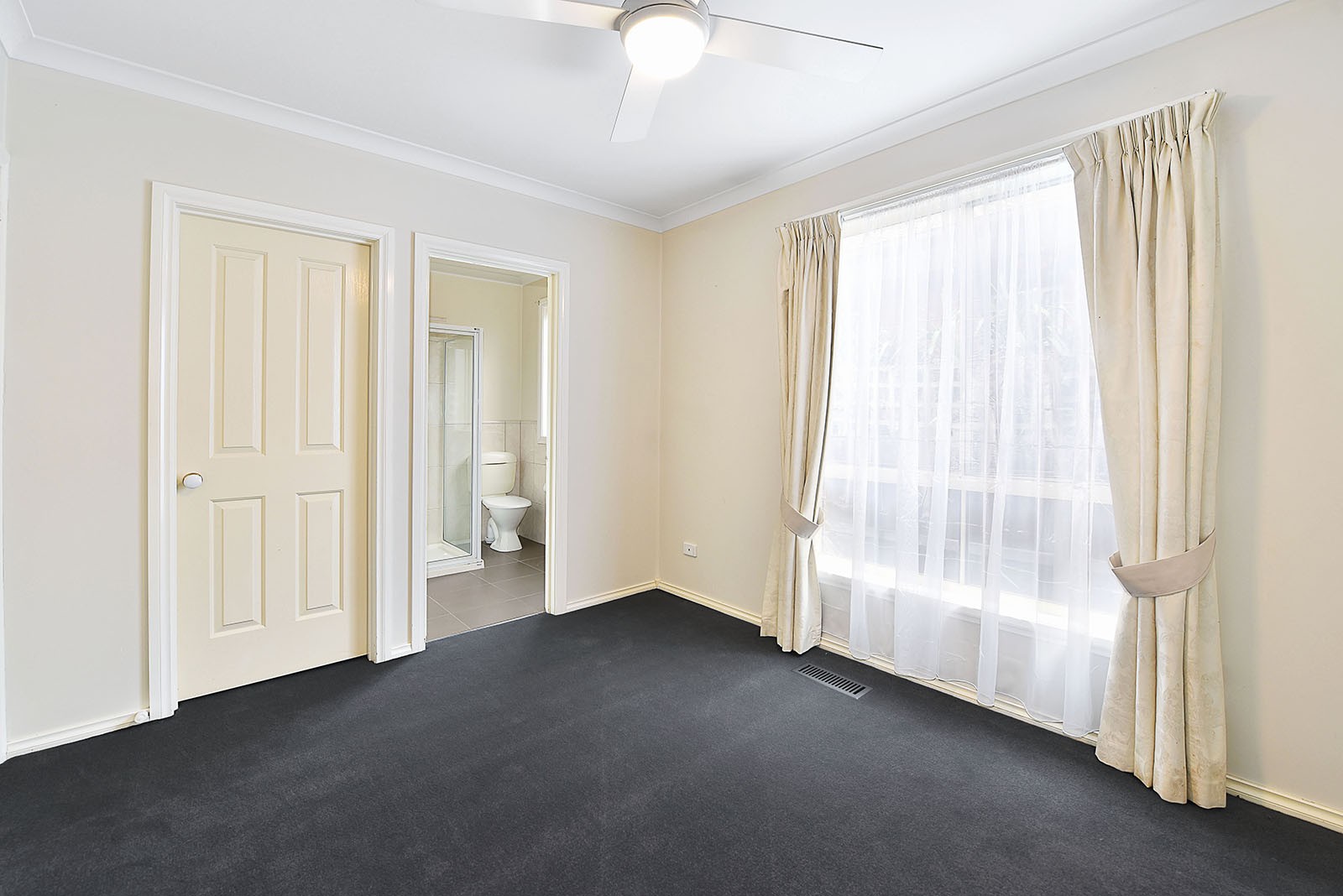 33A Balmoral Avenue, Strathmore, VIC 3041, Strathmore - Thumbnail 3