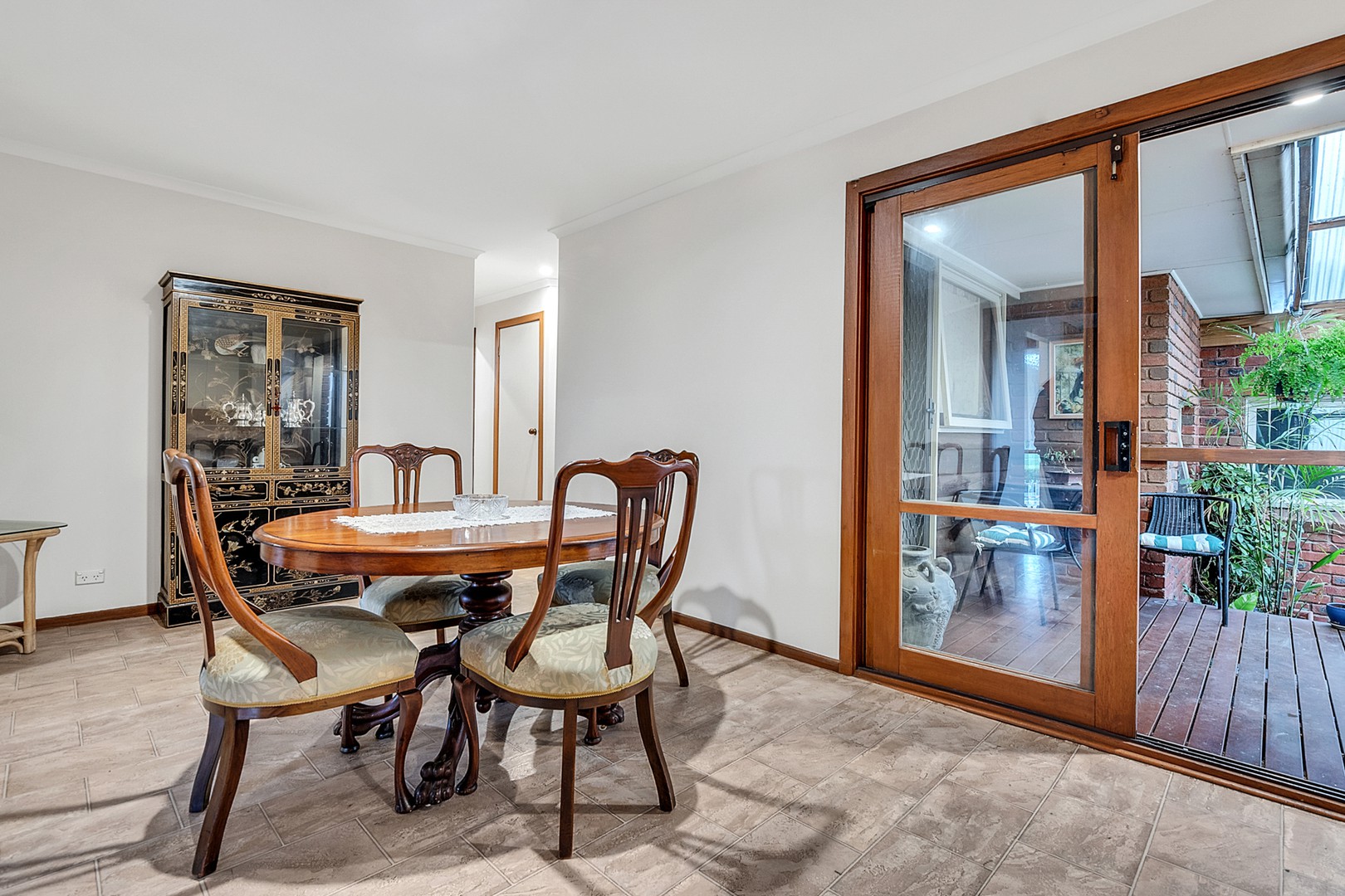 33A Carlisle Street, Craigieburn, VIC 3064, Craigieburn - Thumbnail 7