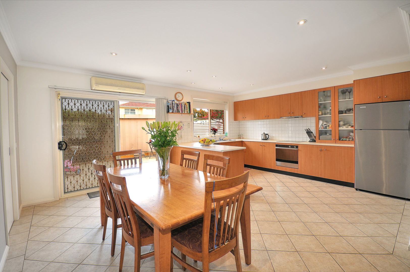 33A Fawkner Crescent, Keilor East, VIC 3033, Keilor East - Thumbnail 2