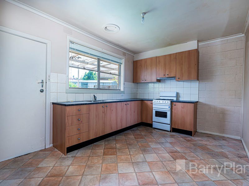 33A Kingswood Crescent, Noble Park North, VIC 3174, Noble Park North - Thumbnail 2