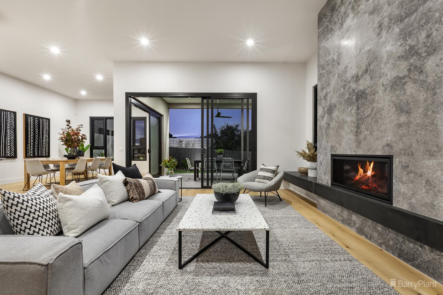 33a Sinclair Avenue, Templestowe Lower, VIC 3107, Templestowe Lower - Thumbnail 2