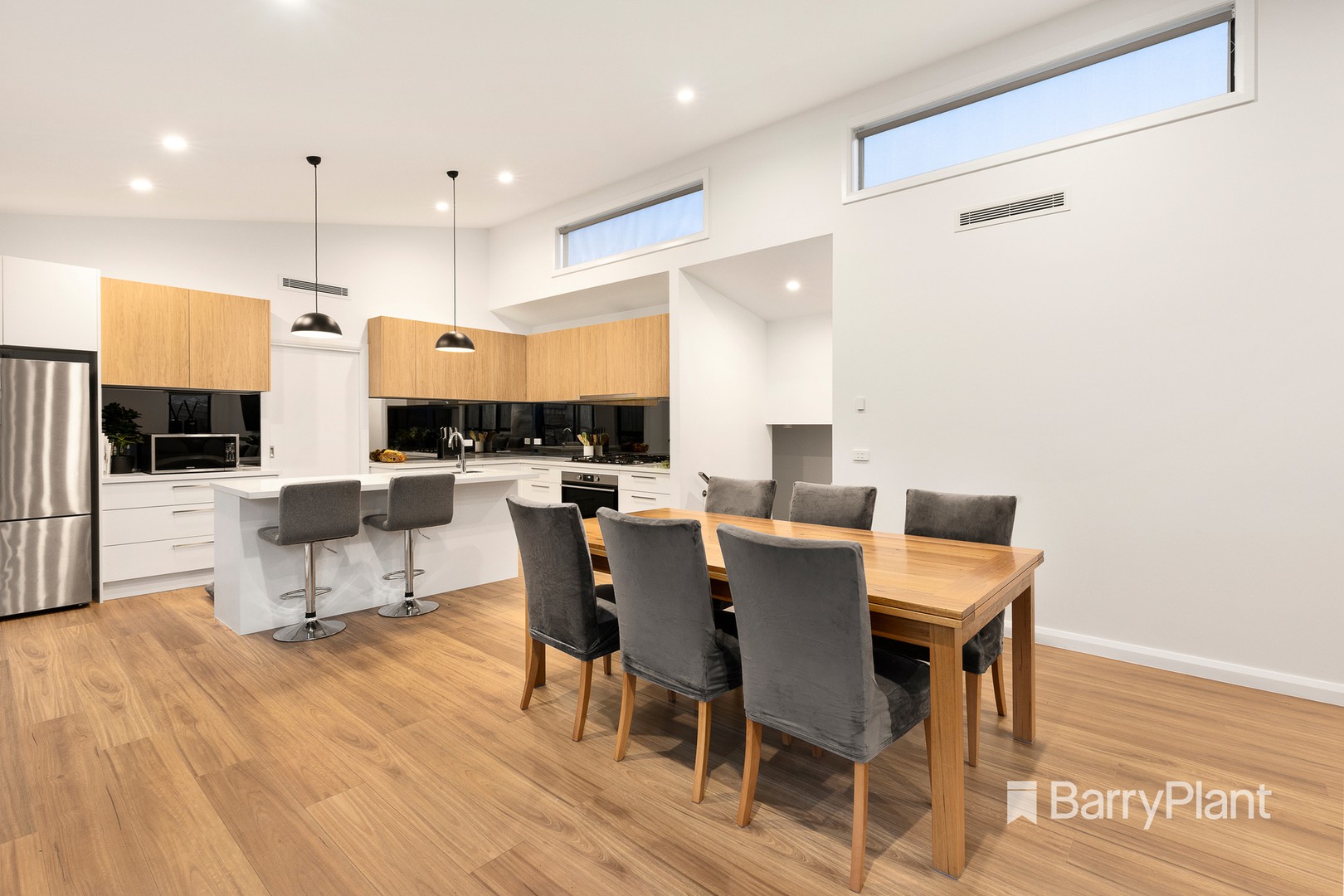33A Swinburne Avenue, Mooroolbark, VIC 3138, Mooroolbark - Thumbnail 4