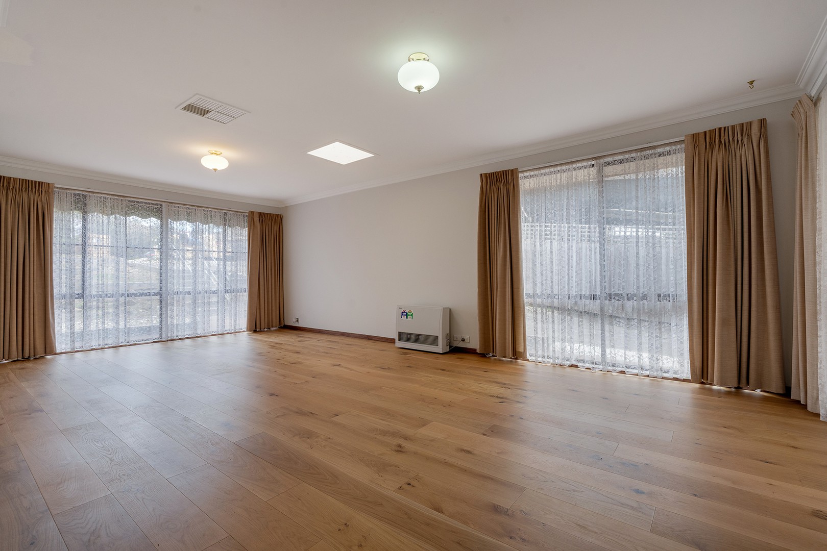 34 Axminster Drive, Craigieburn, VIC 3064, Craigieburn - Thumbnail 6