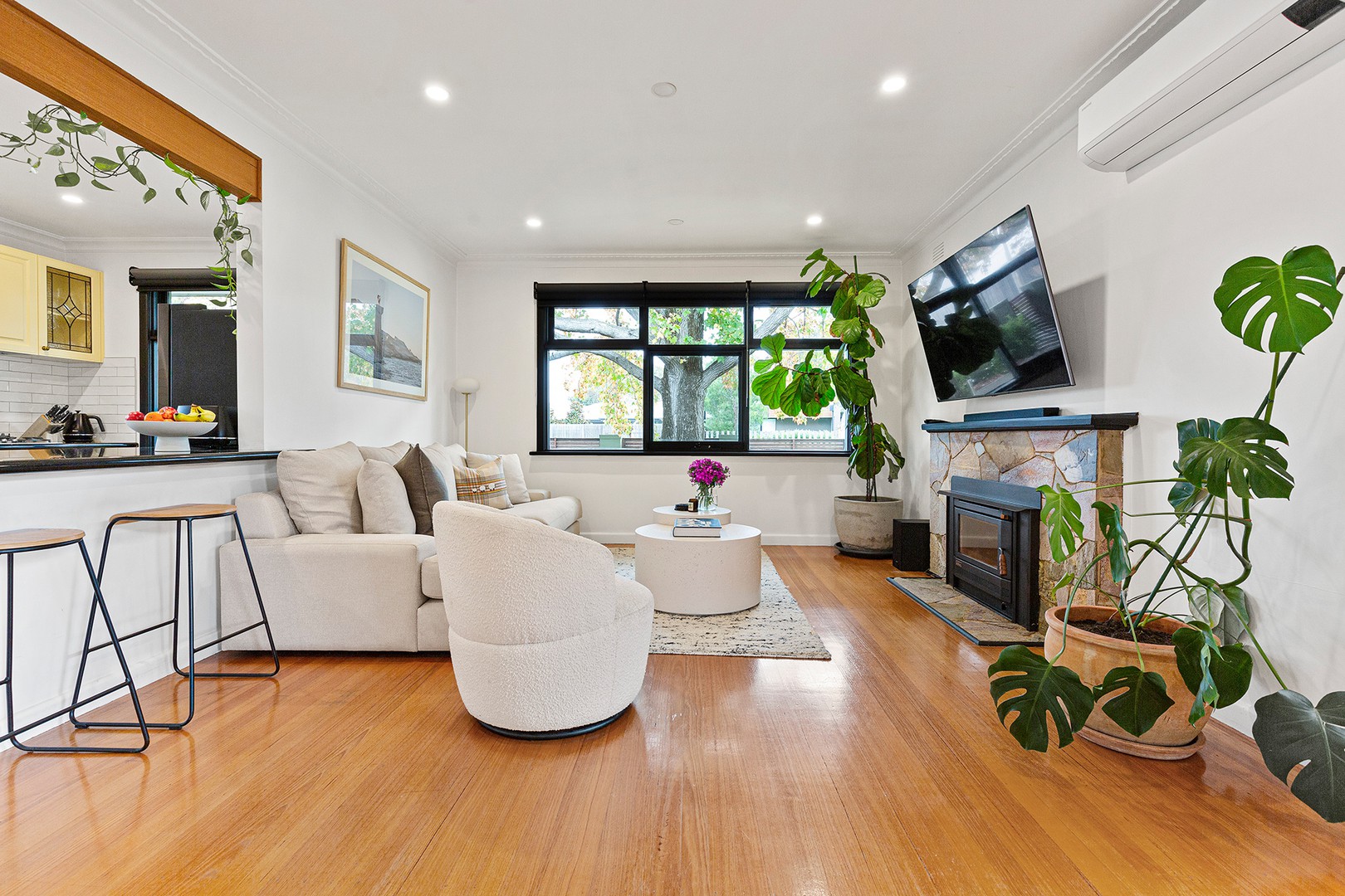 34 Bainbridge Avenue, Seaford, VIC 3198 - Thumbnail 2 - 05/02/2026