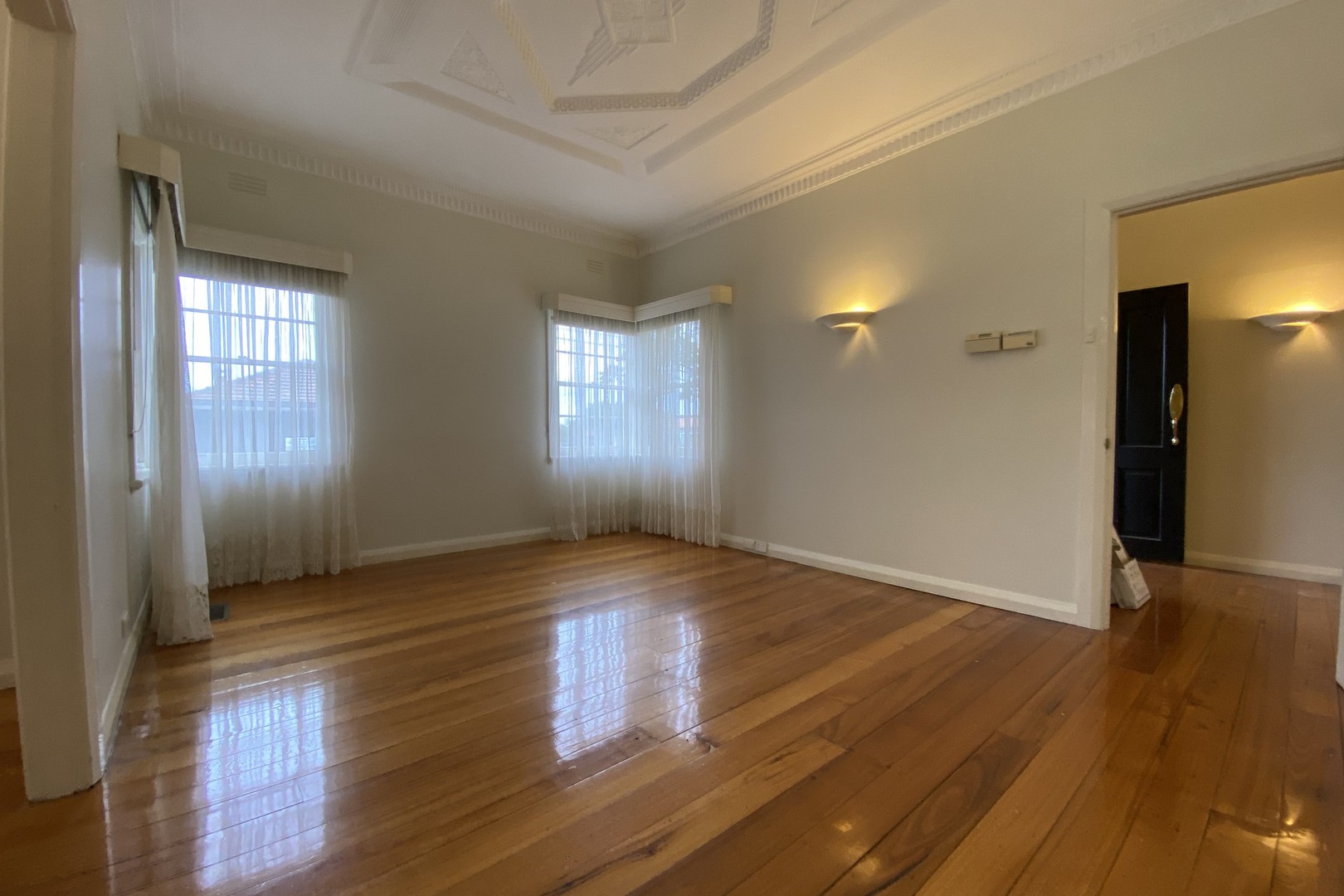 34 Balmoral Avenue, Pascoe Vale South, VIC 3044, Pascoe Vale South - Thumbnail 3
