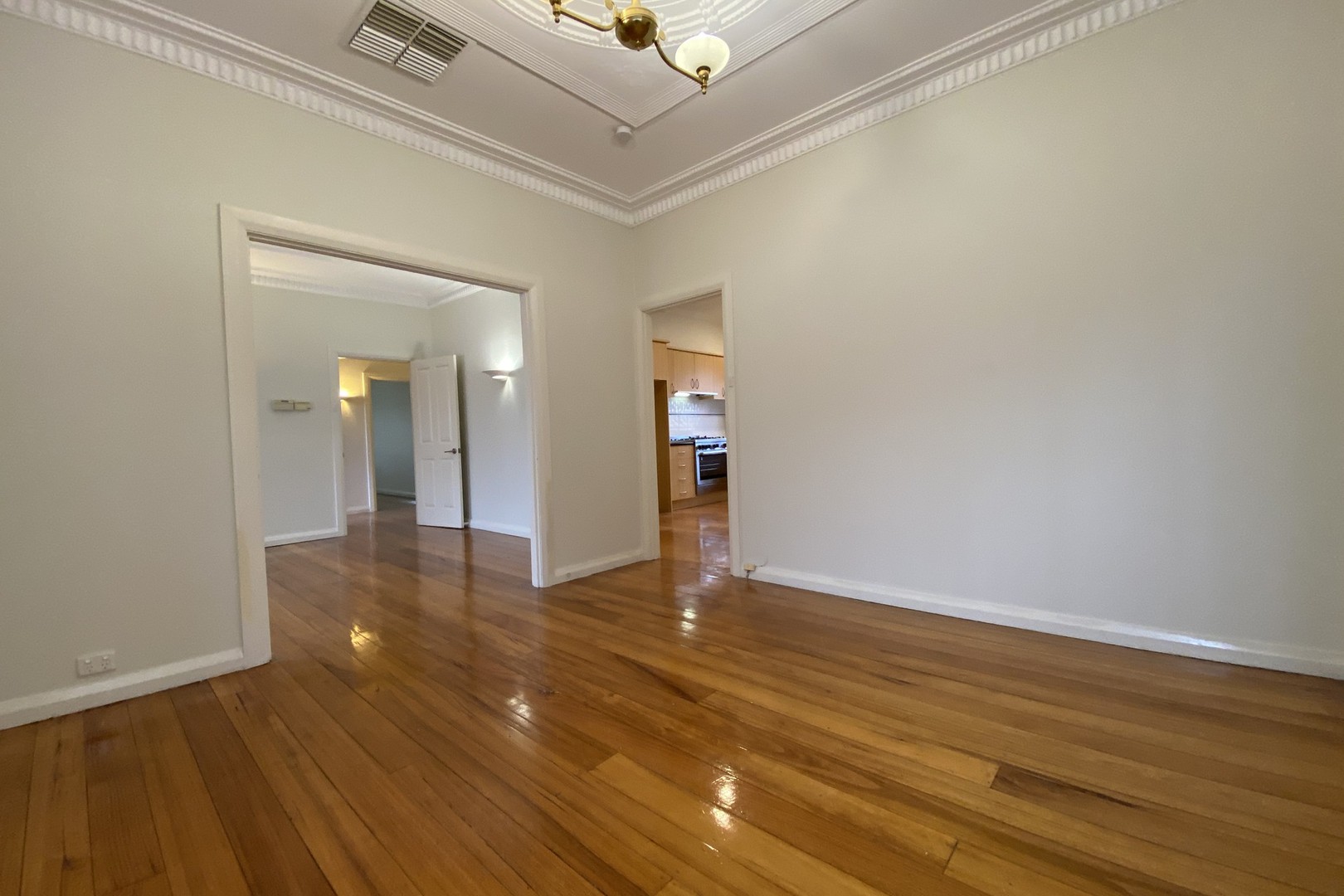 34 Balmoral Avenue, Pascoe Vale South, VIC 3044, Pascoe Vale South - Thumbnail 6
