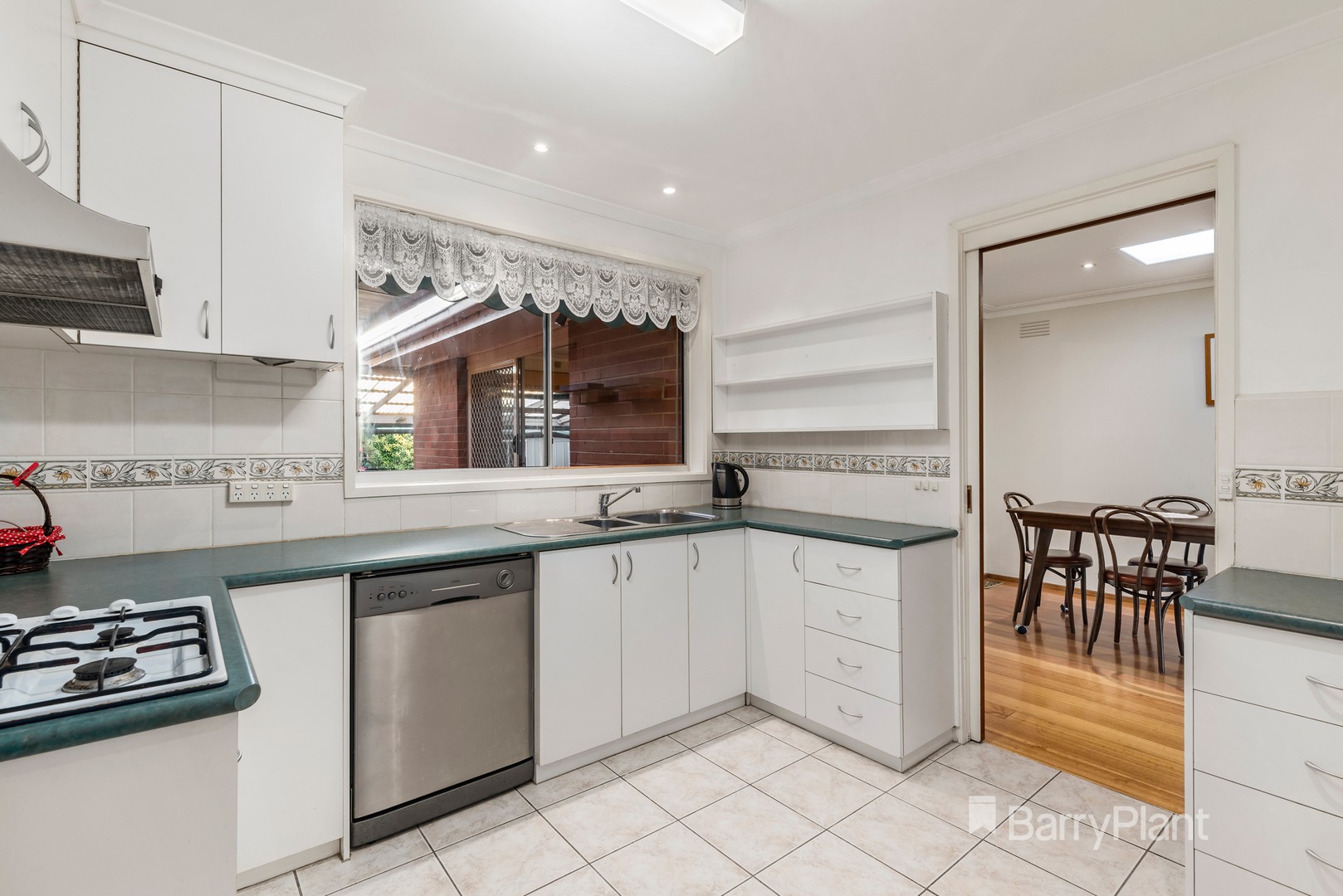 34 Balmoral Drive, Parkdale, VIC 3195, Parkdale - Thumbnail 4