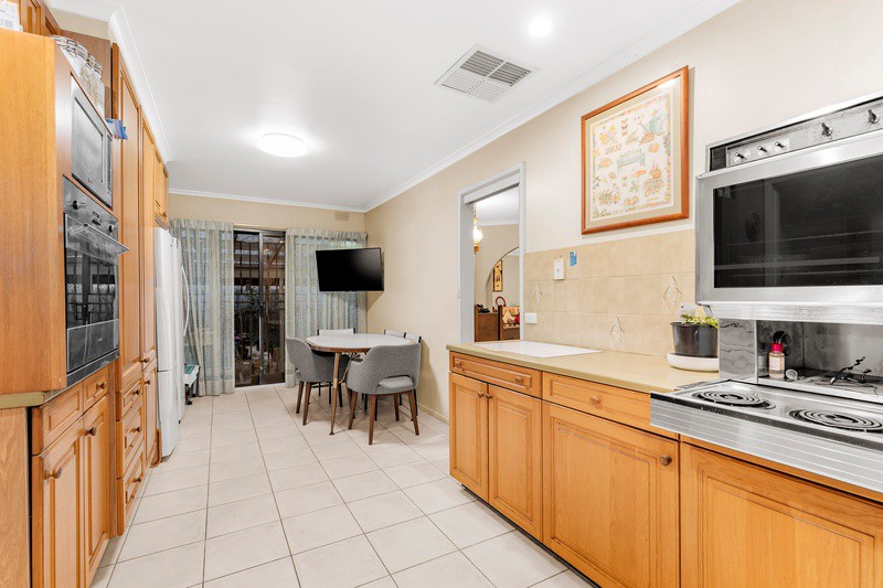 34 Barak Street, Bulleen, VIC 3105, Bulleen - Thumbnail 8