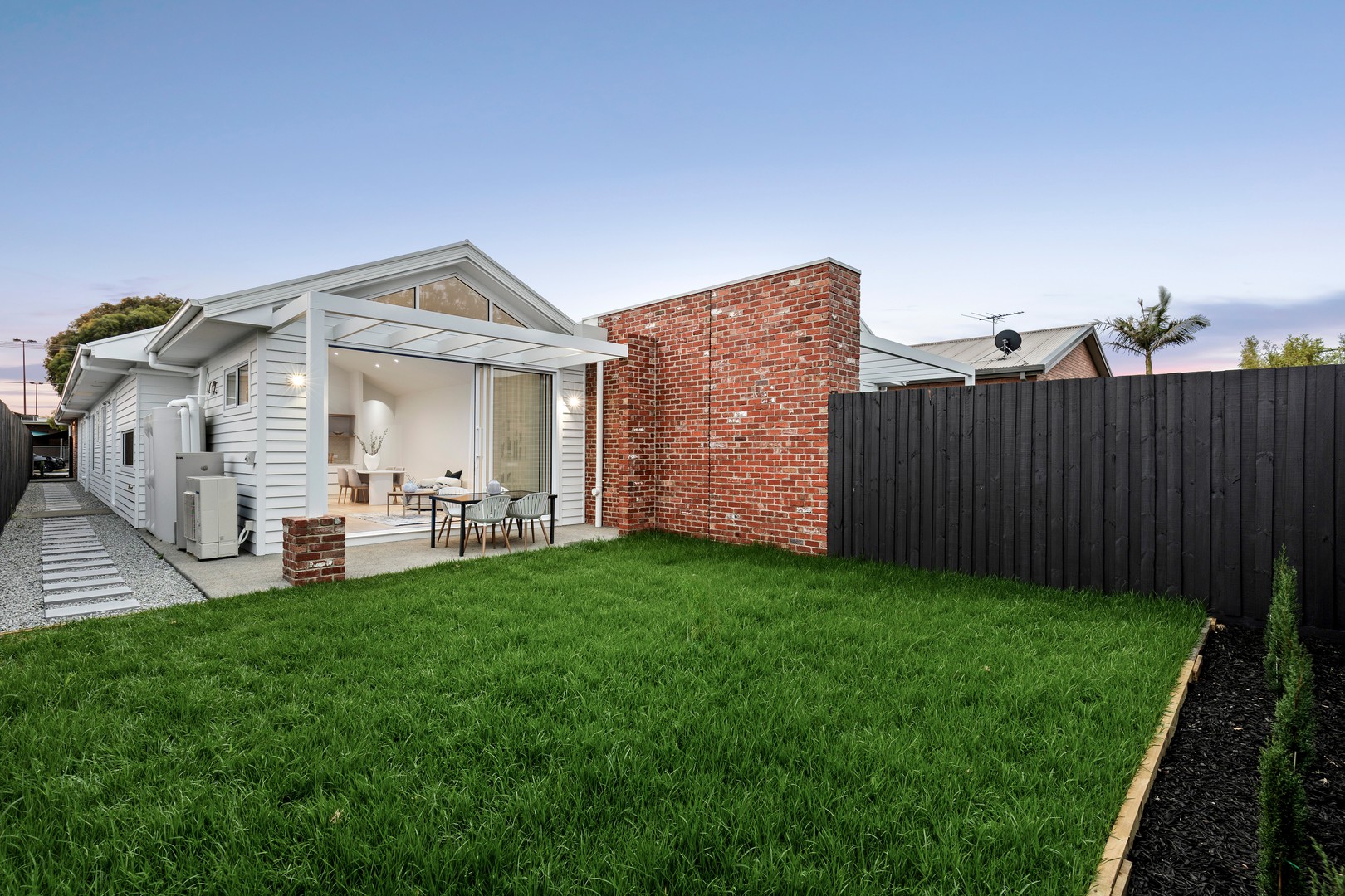 34 Bowes Avenue, Airport West, VIC 3042 - Thumbnail 2 - 02/03/2026