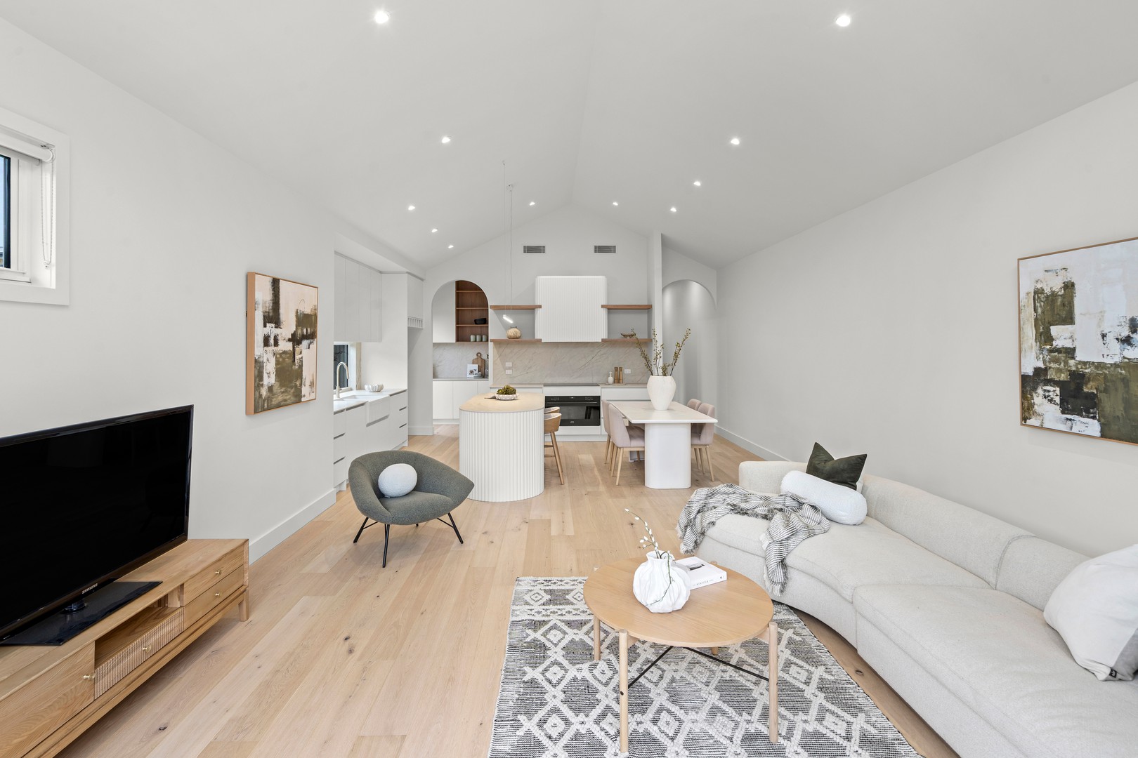 34 Bowes Avenue, Airport West, VIC 3042, Airport West - Thumbnail 3