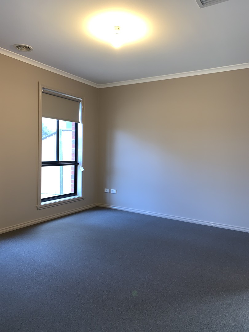 34 Bradman Drive, Tarneit, VIC 3029, Tarneit - Thumbnail 4