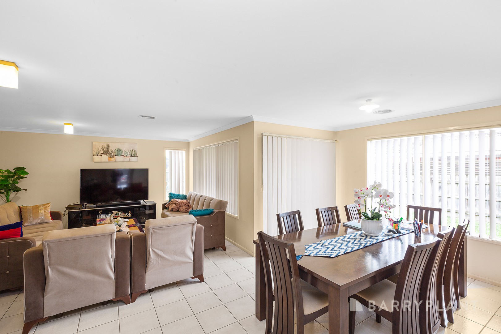 34 Camelia Way, Pakenham, VIC 3810, Pakenham - Thumbnail 4