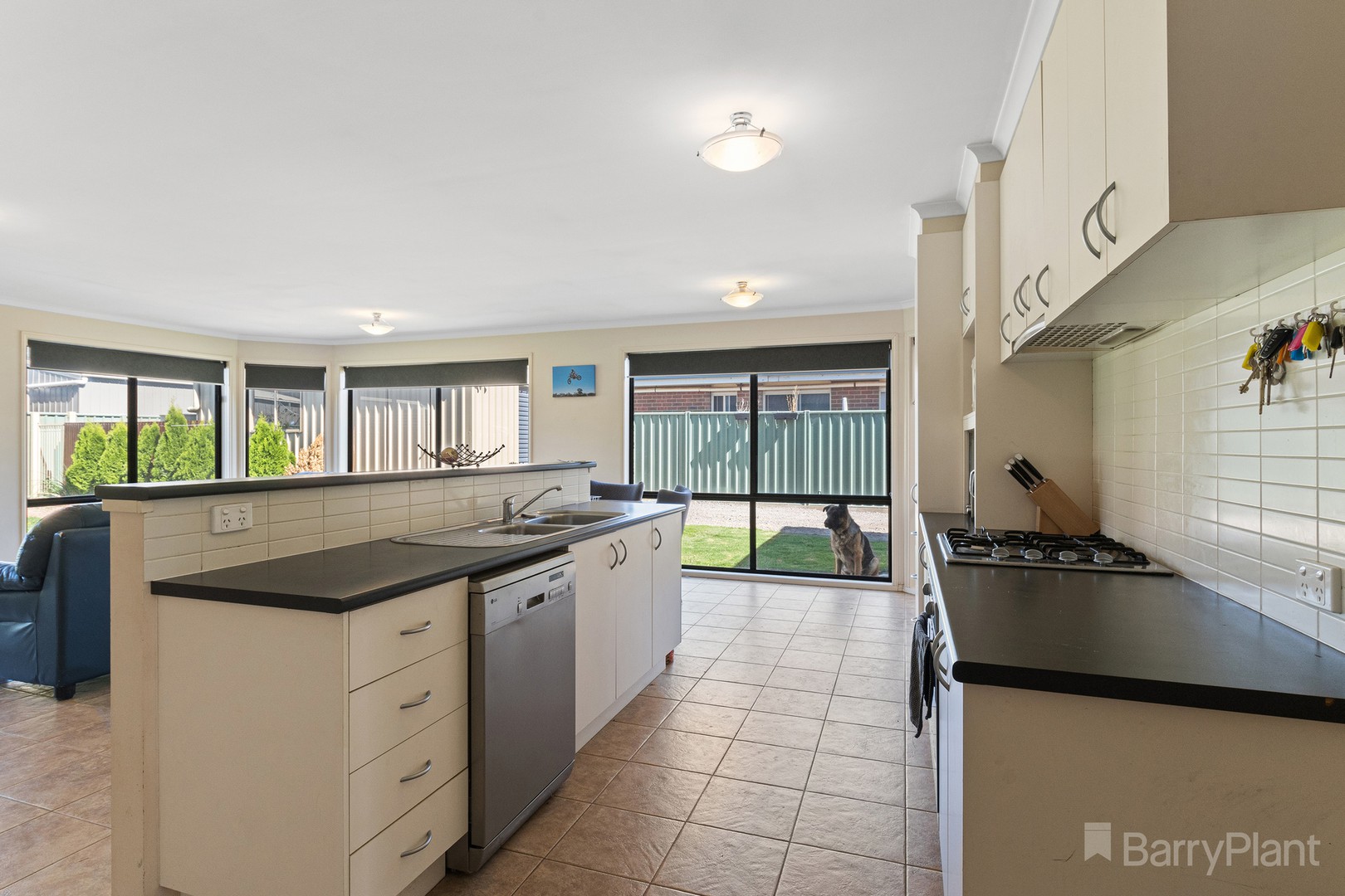 34 Candlewood DriveStrathfieldsaye, VIC 3551  - Leased, Strathfieldsaye - Thumbnail 4