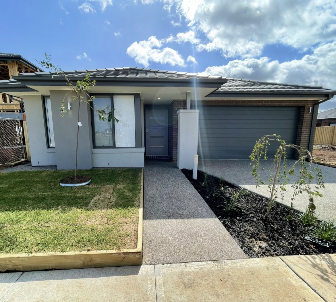 34 Cart  Road, Fraser Rise, VIC 3336, Fraser Rise - Thumbnail 2