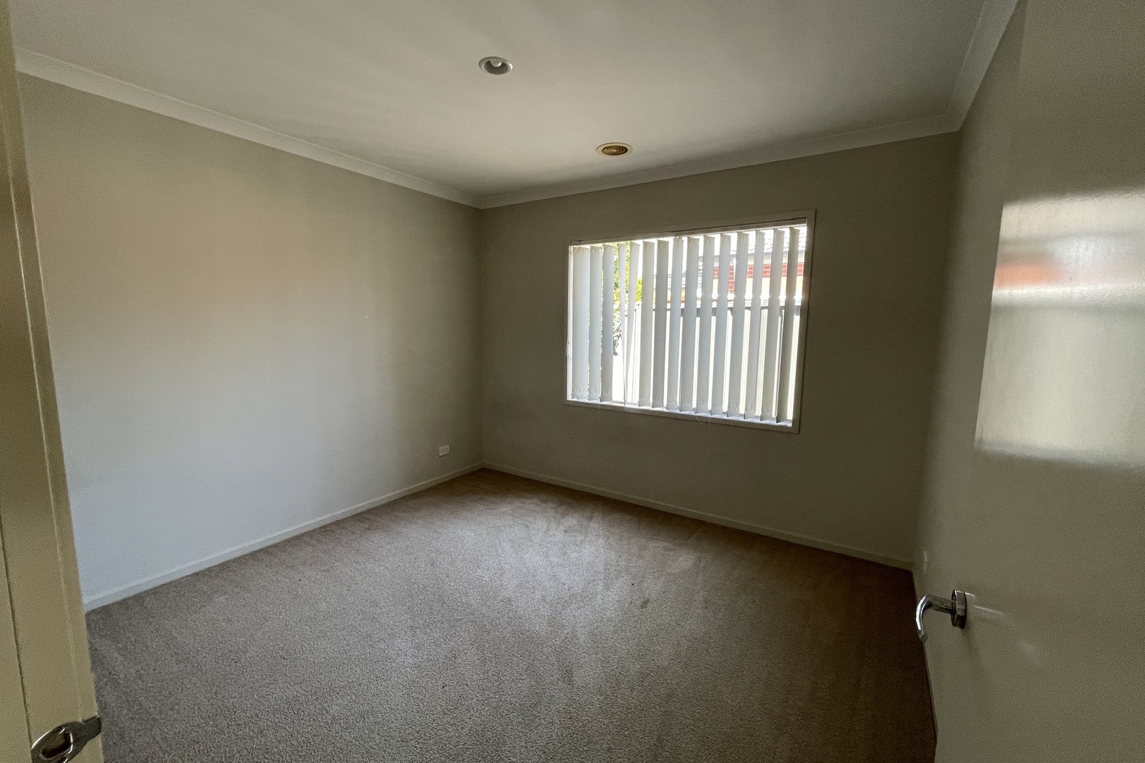 34 Cassan Way, Caroline Springs, VIC 3023, Caroline Springs - Thumbnail 2