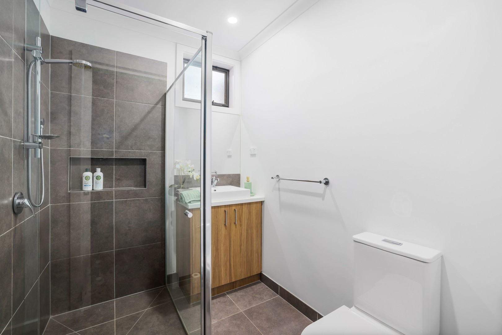 34 Cassinia Circuit, Tarneit, VIC 3029, Tarneit - Thumbnail 3